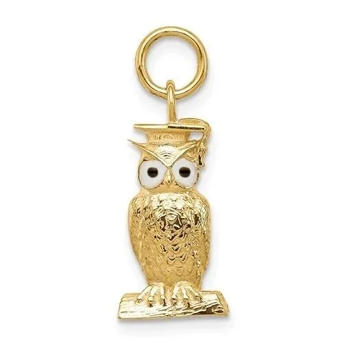 May is around the corner and the Graduation Owl is an adorable addition to any bracelet or necklace to celebrate!🎉 🎓🧑&zwj;🎓

#graduation #graduationcharms #owlcharm #charmbracelet #3dcharm