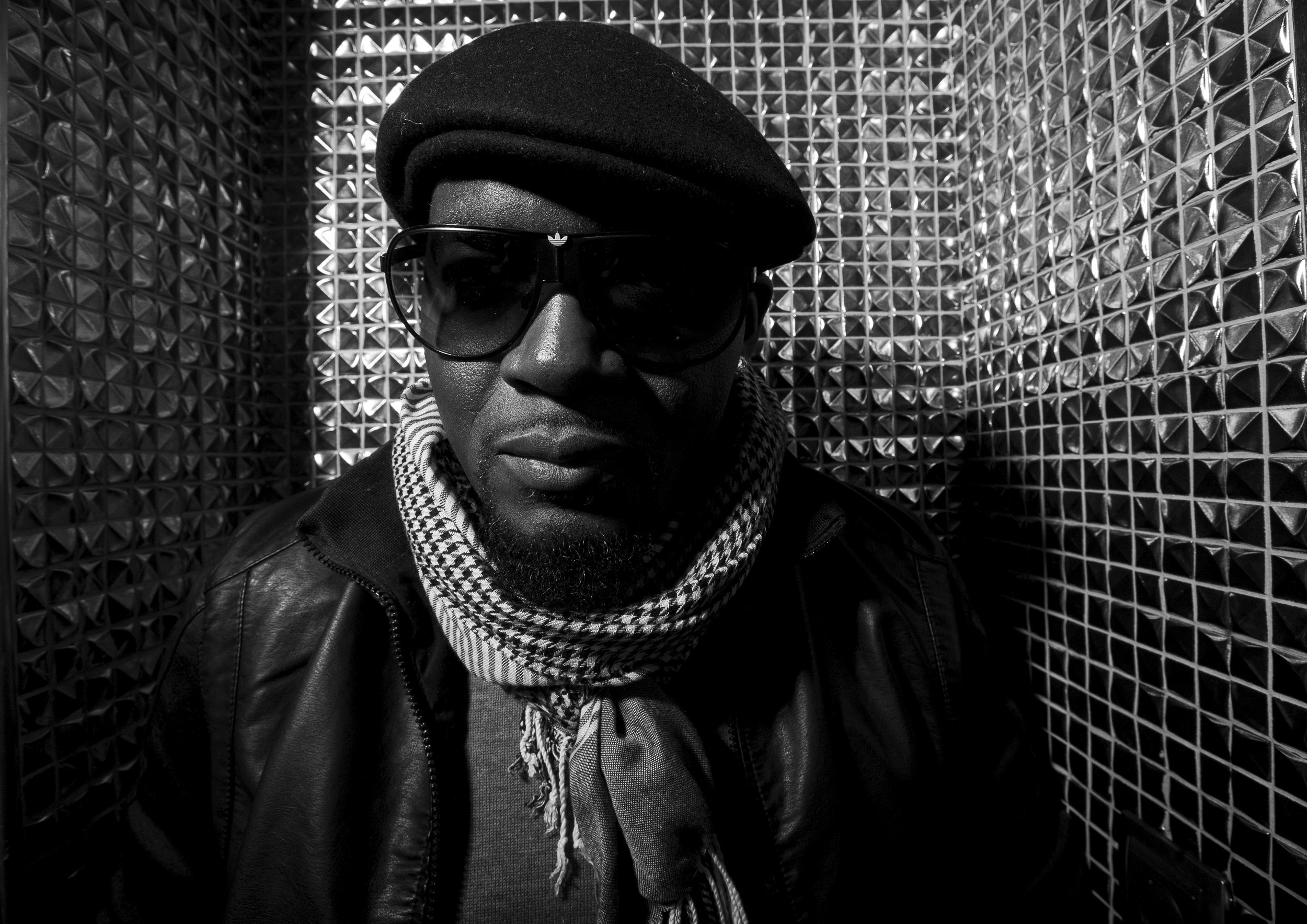 CANAL GALLERY_SELECTORMARX_FRANK T.jpg