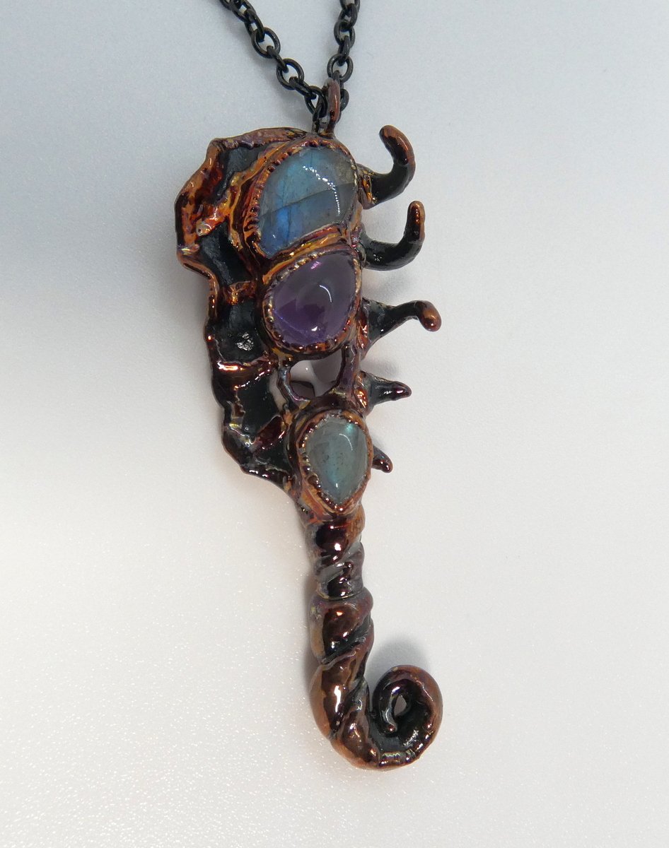 Symbiont 042 Top sm 1200.JPG