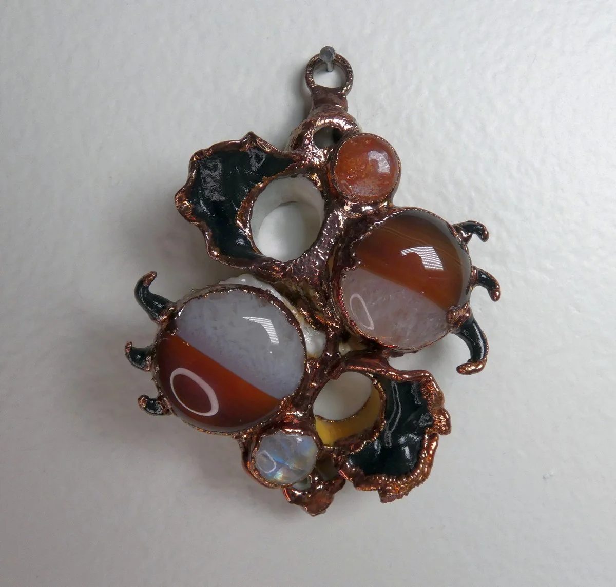 Symbiont 036 Wall sm 1200.JPG