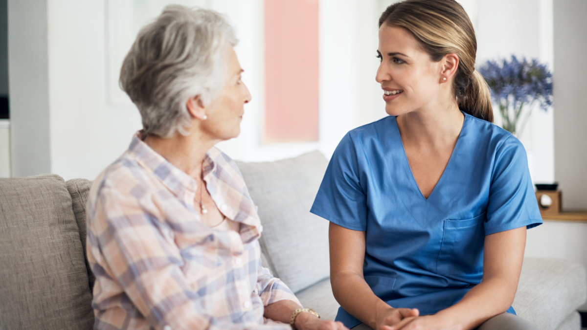 How Companionship Care Services Support Independent Living 