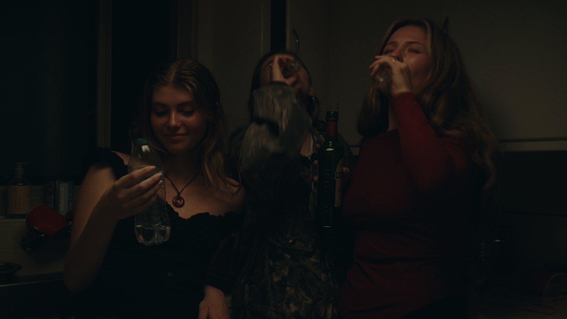 Timeline 1_01_01_18_07.jpg