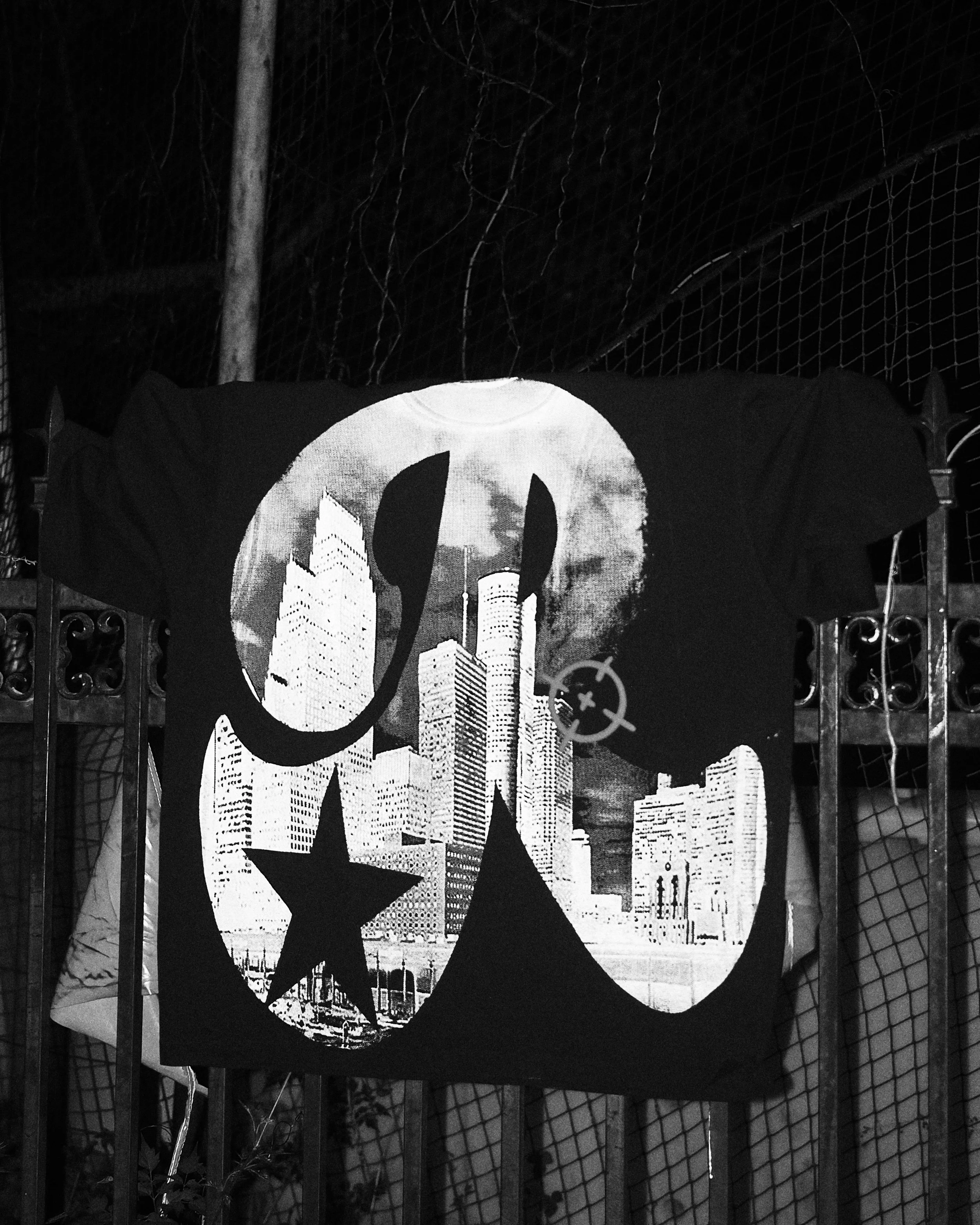 black n white black r star t.jpeg