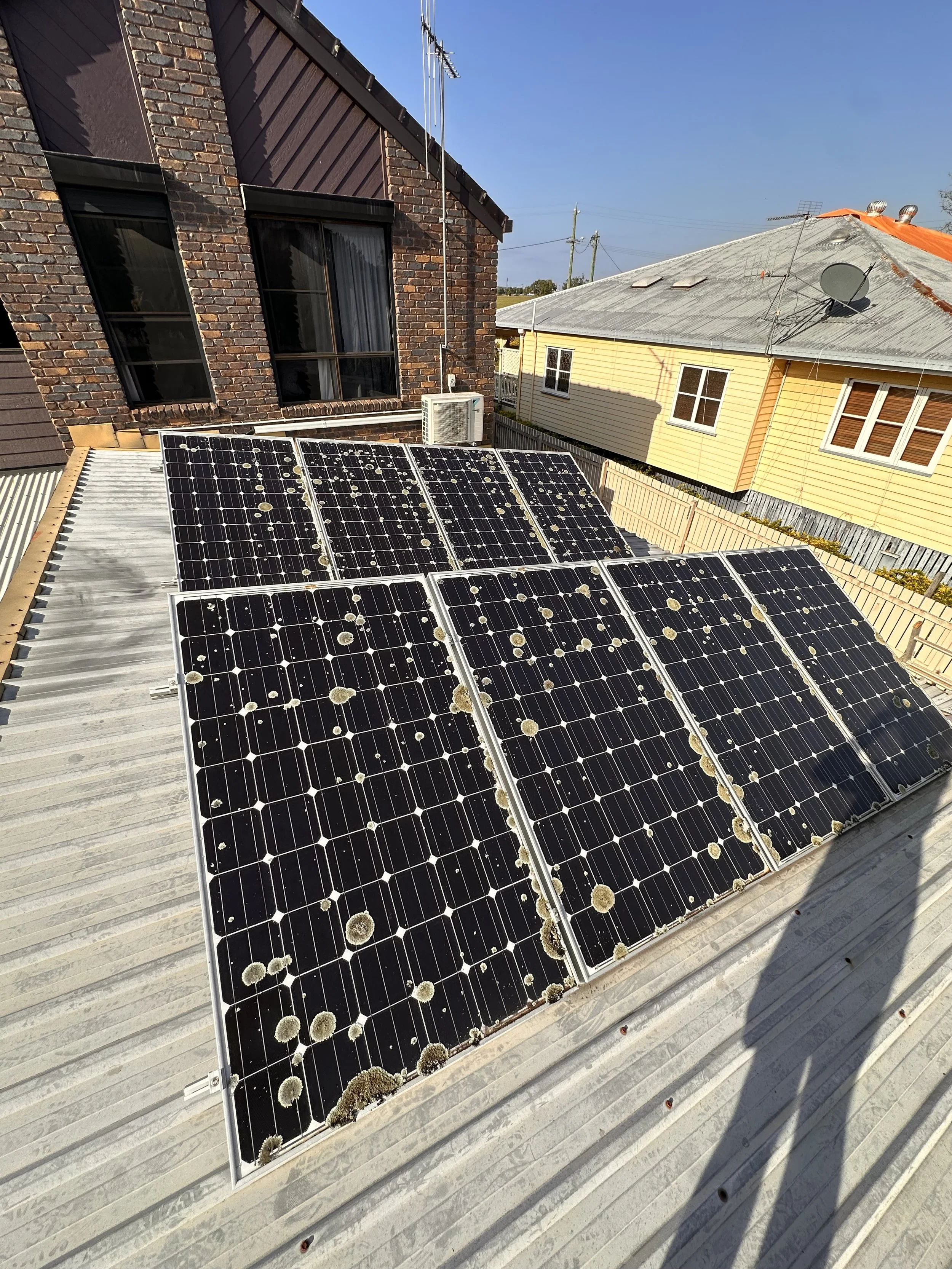 Solar cleaning Bundaberg dirty panels