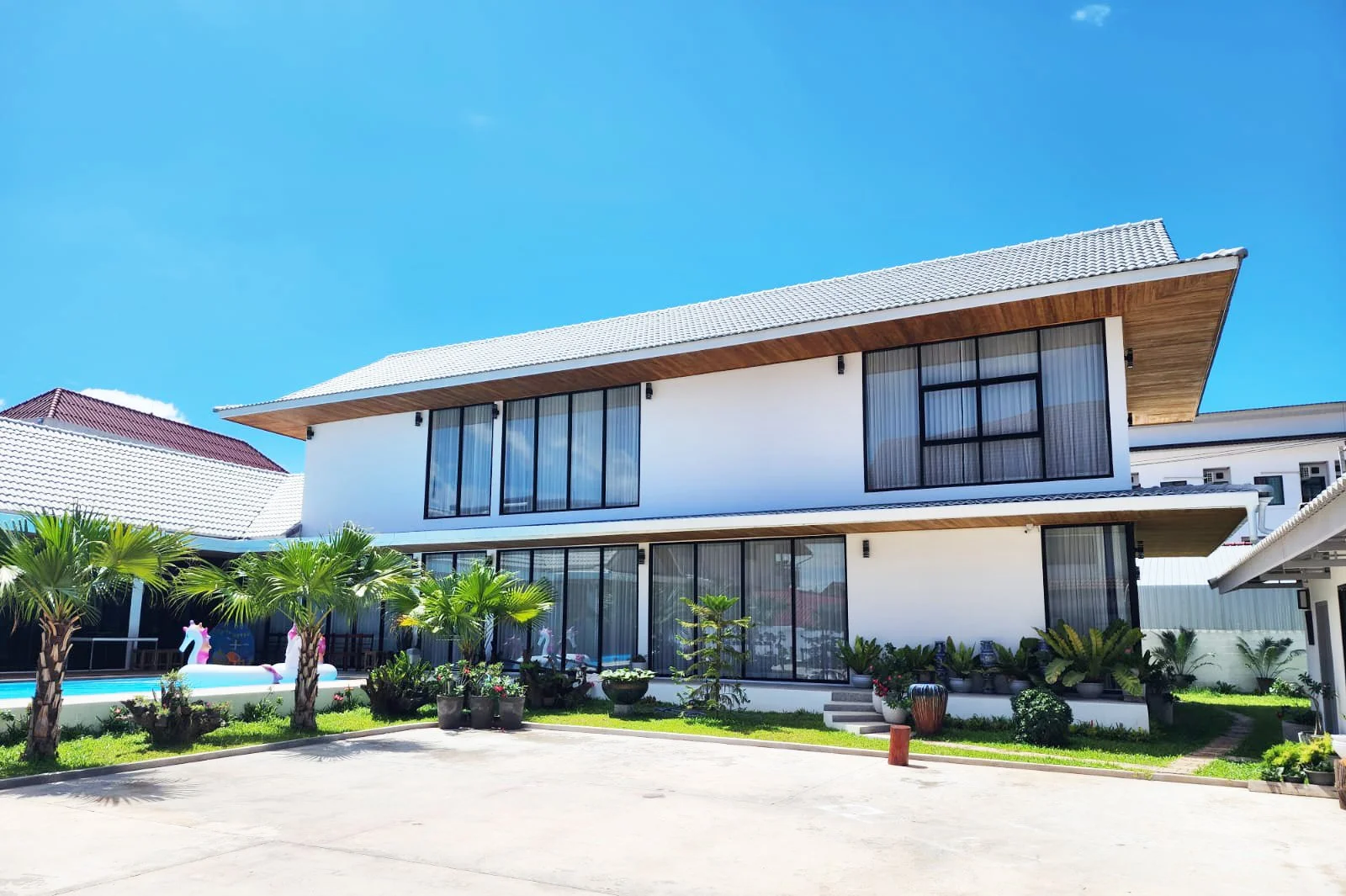 An image of The Cultural Center.