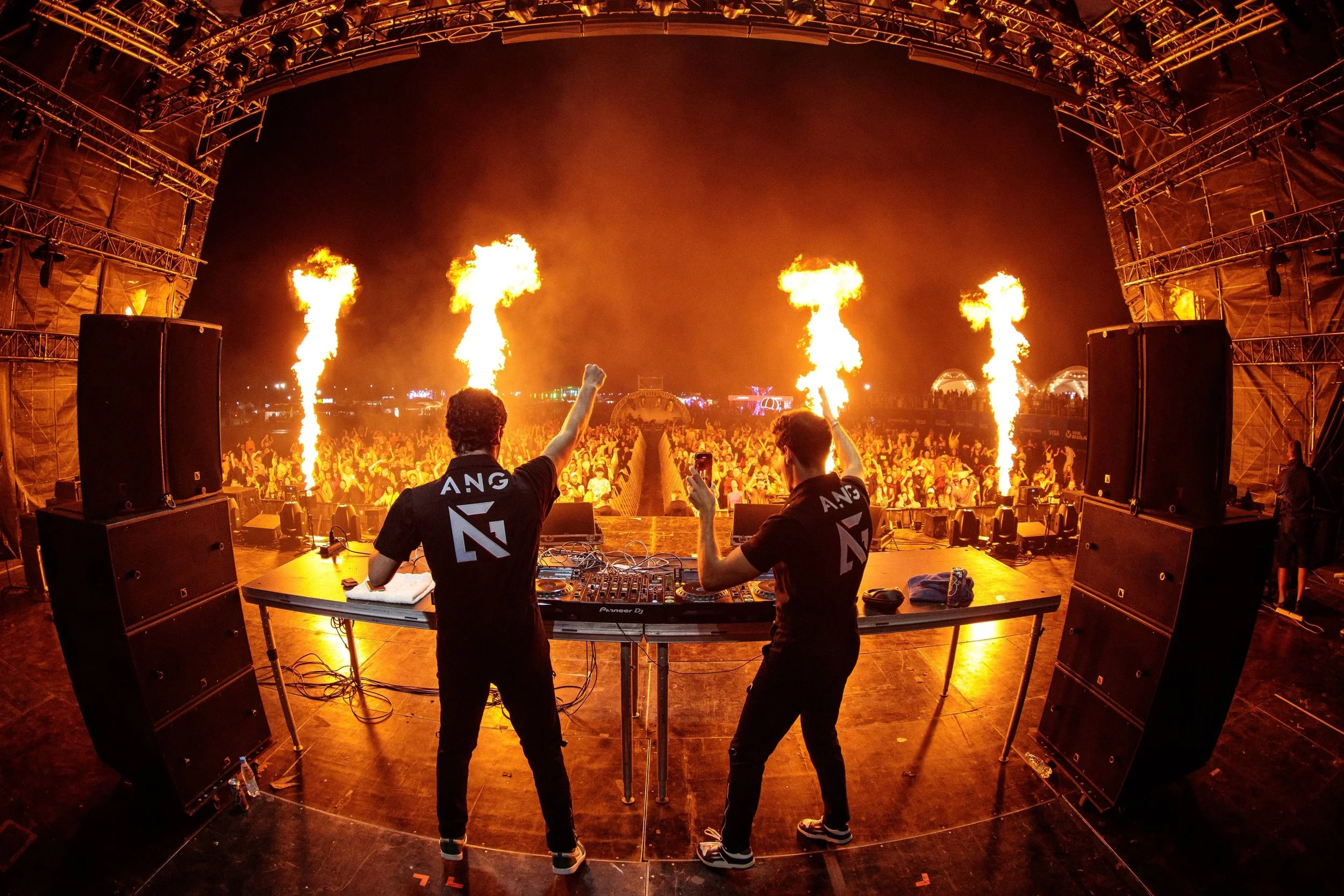 ANG toma el control del Dos Equis Stage en EDC México