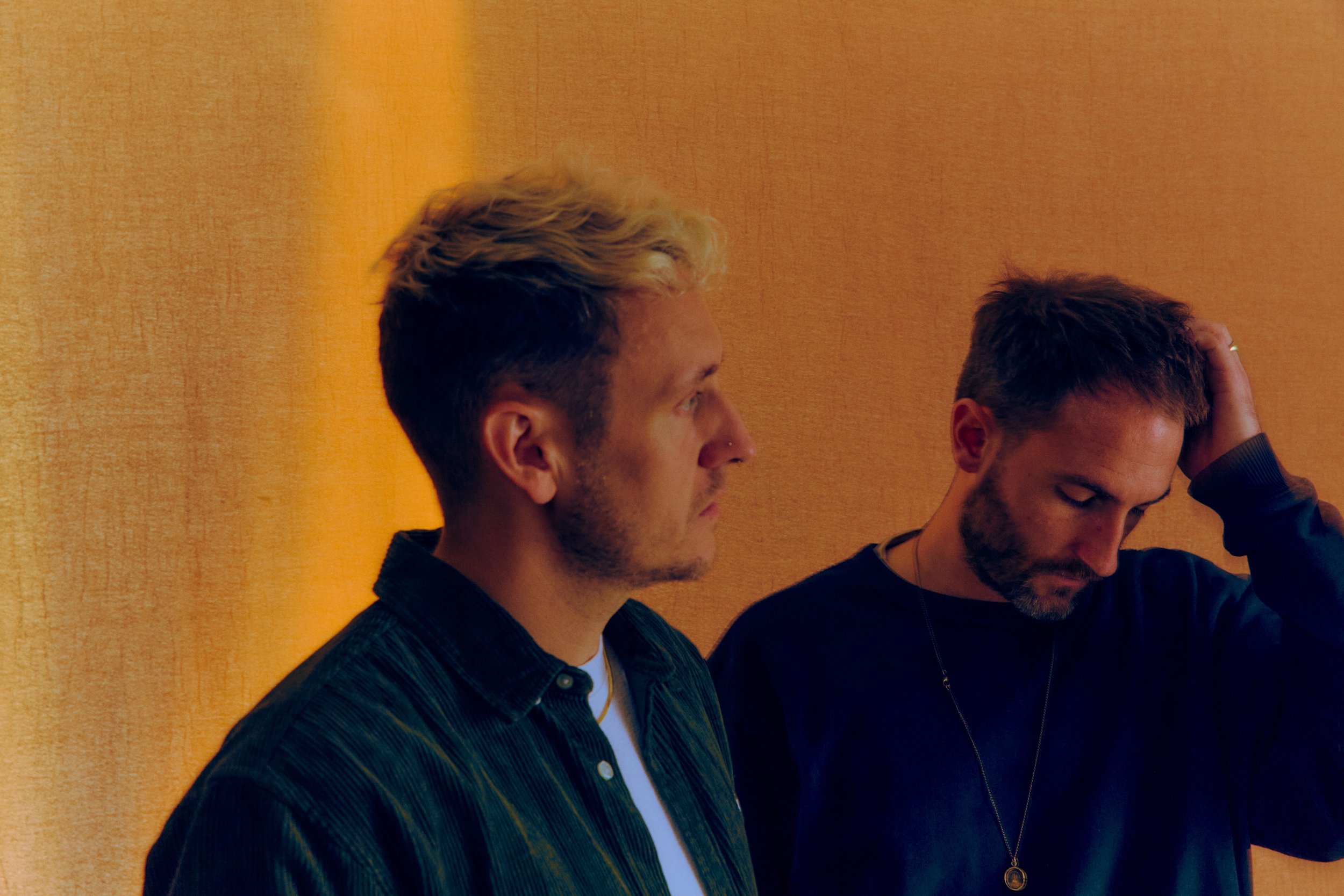El dúo Maribou State anuncia su próximo álbum y presenta su nuevo sencillo "Otherside"