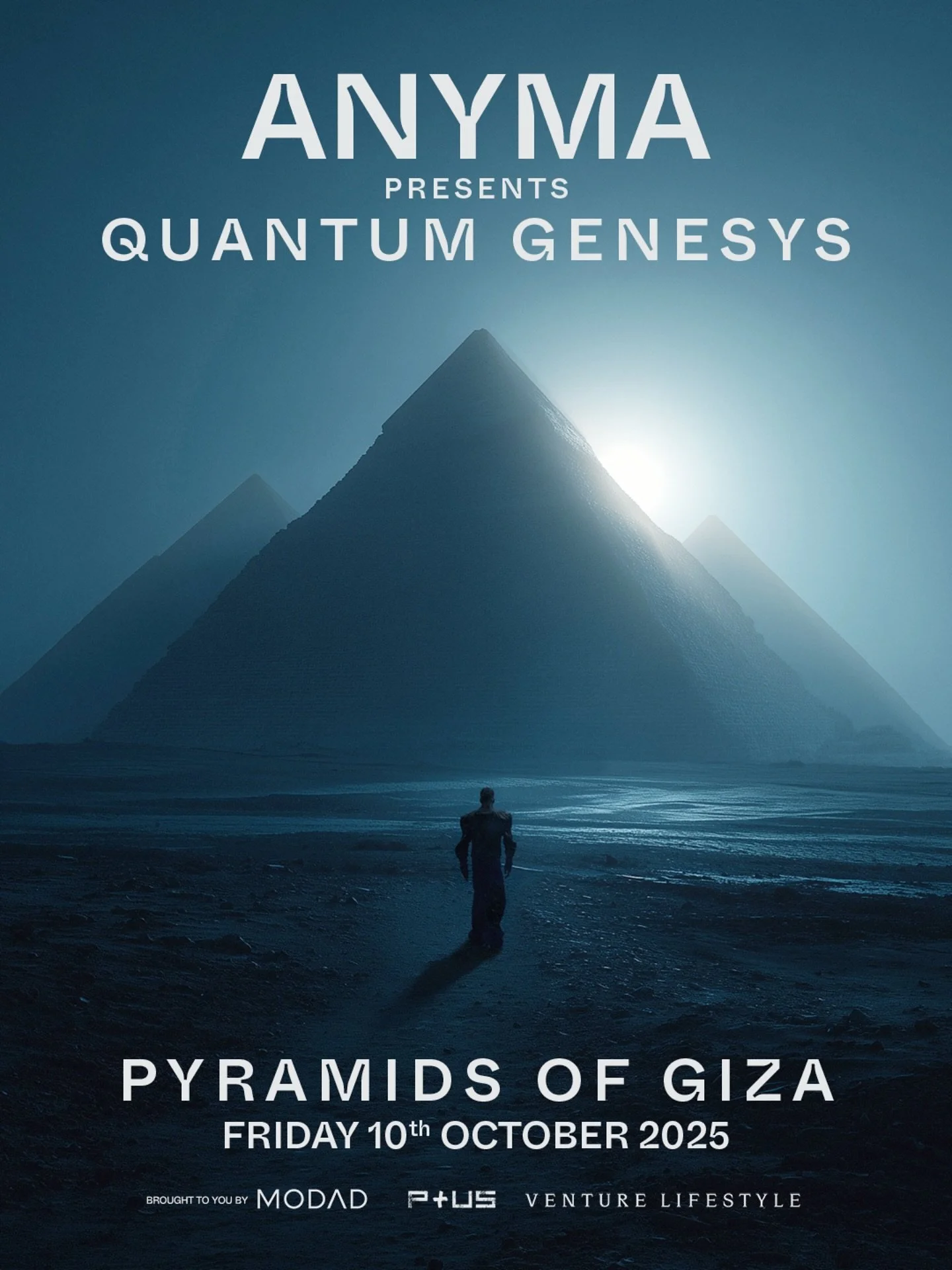 Anyma tocando en las Pirámides de Giza con Quantum Genesys, octubre 2025