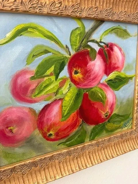 apples2.jpg