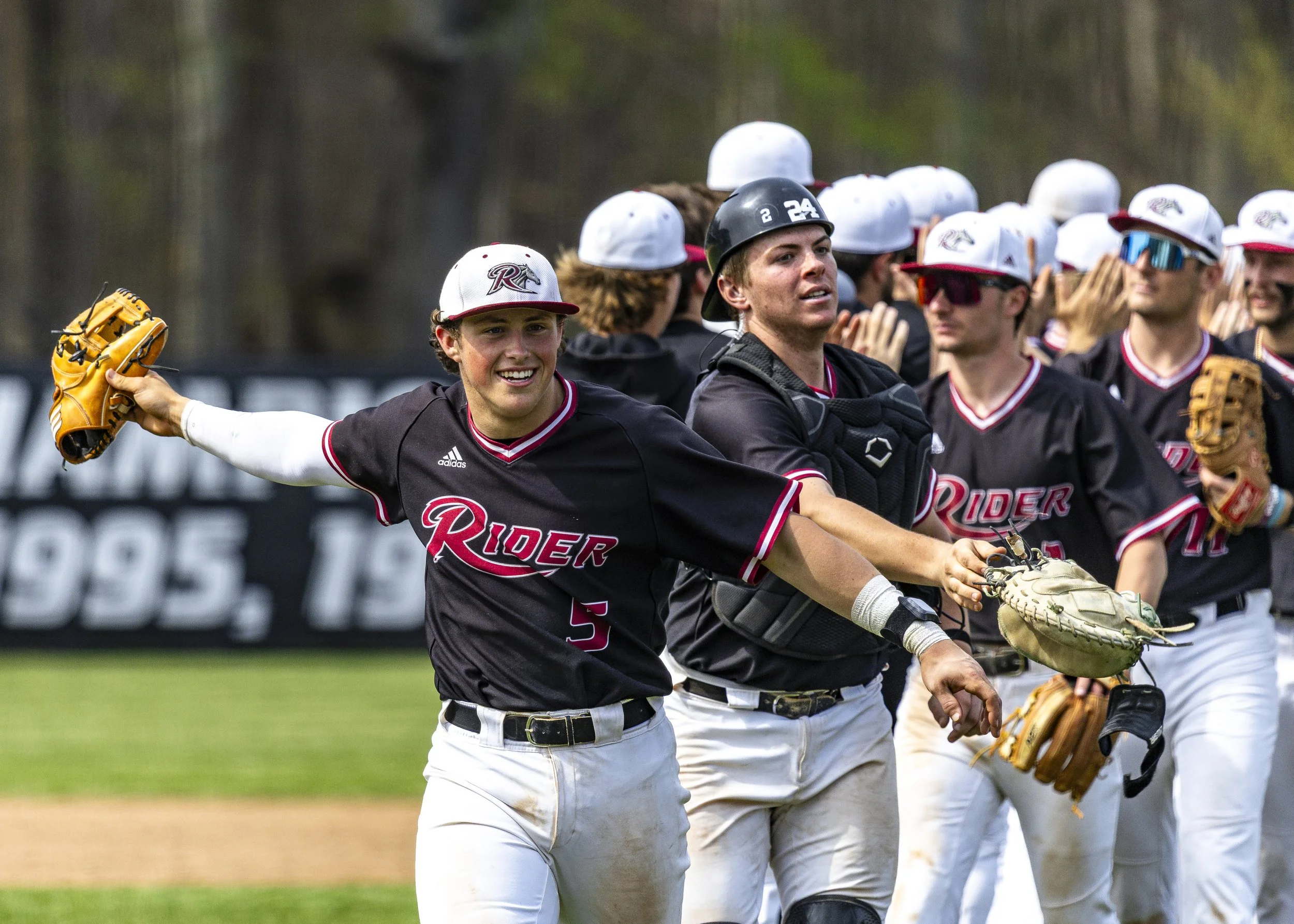 Rider.vs.SHU-123 copy.jpg