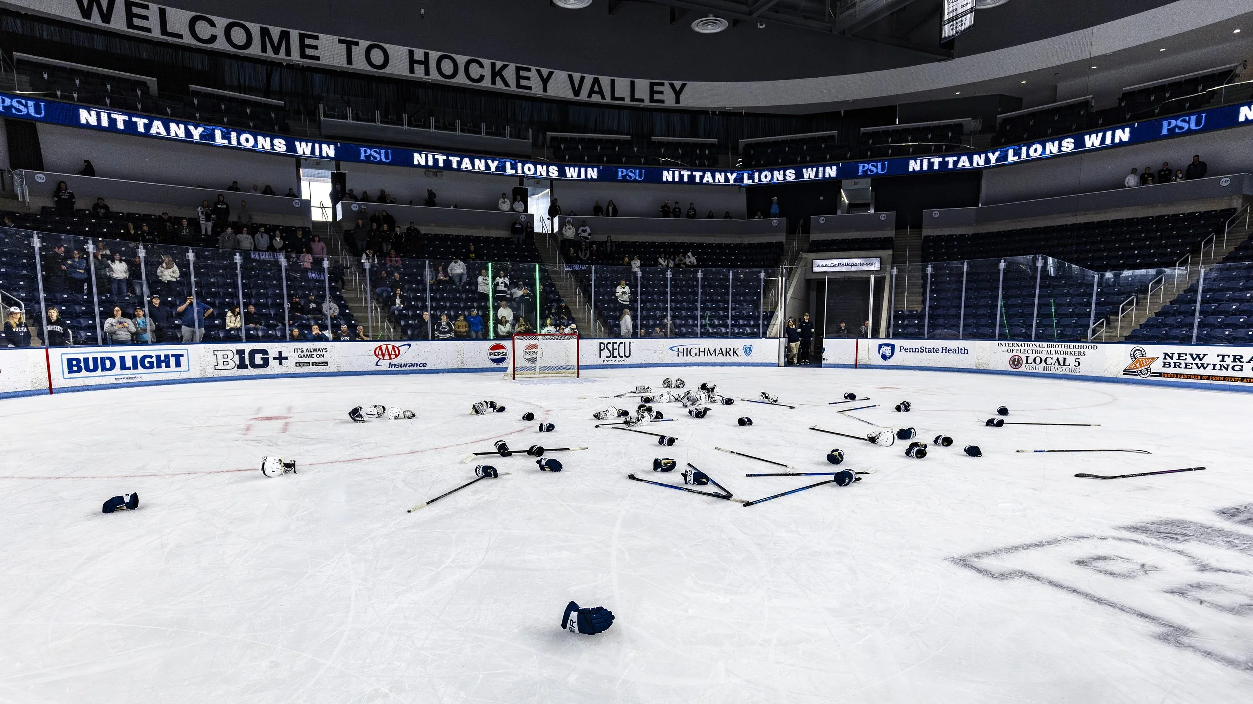 Gear_on_Ice (PSU_Hockey) 059.JPG