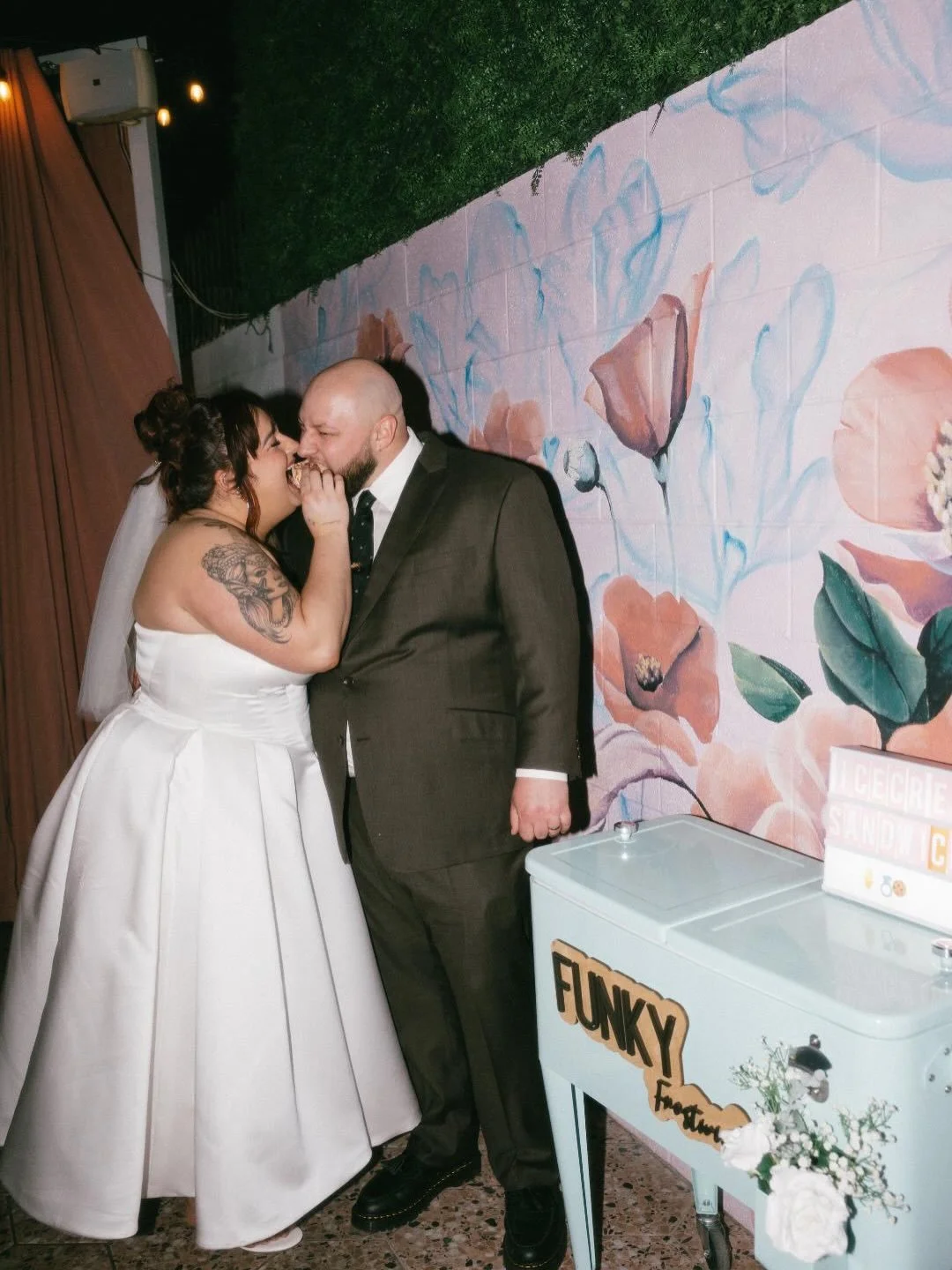 A love language: feeding your spouse ice cream sandwiches on your wedding day 💋
📸: @erinrobertsphotography 
.
.
.
#funkyfrostwich #weddingdessert #icecreamsandwiches #velveteenrabbit #lasvegaswedding