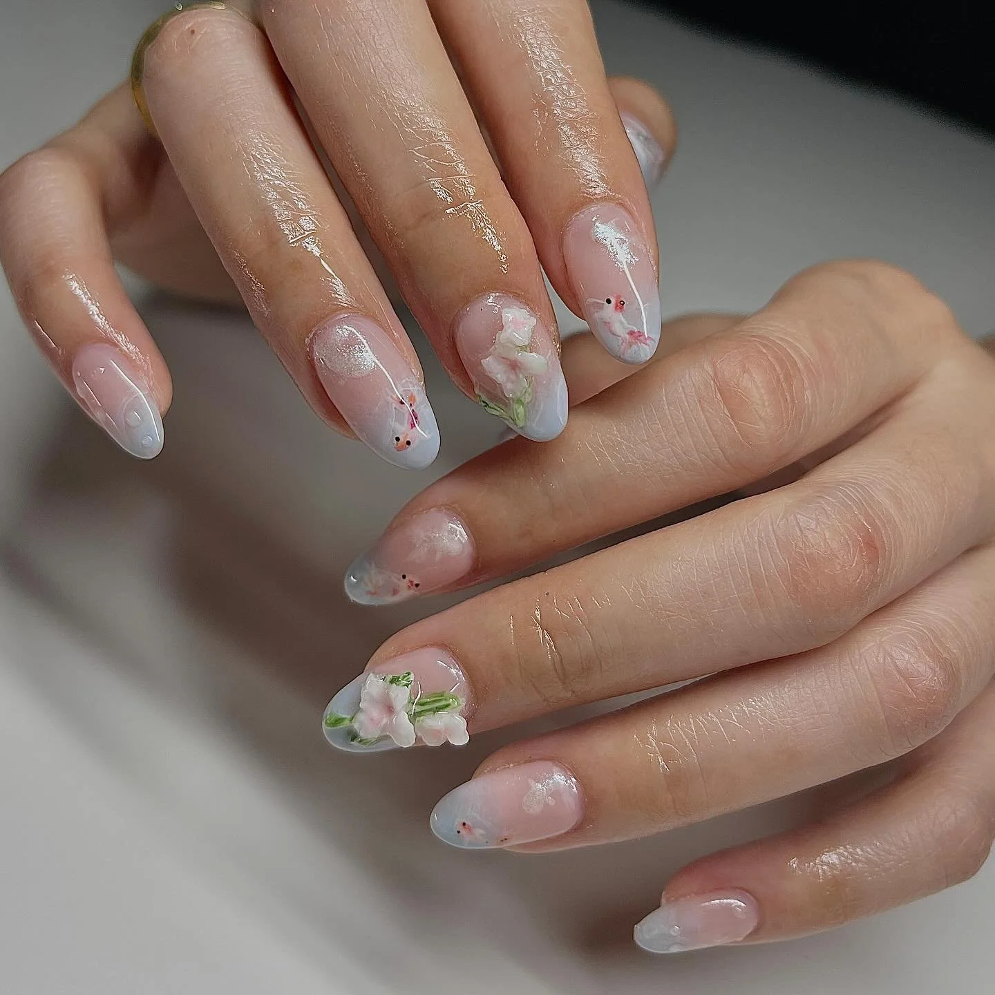 a little commotion for the nails 👏🪷🐟👏
&mdash;&mdash;
BREAD10 for 10% off with @bluesky.nail.artist products 🤞
i.b: @amys.clients 
@bluesky_global gels used:
&bull;cyanine sea
&bull;mushroom white
&bull;lotus pink
&bull;pillar box red
&bull;pink 