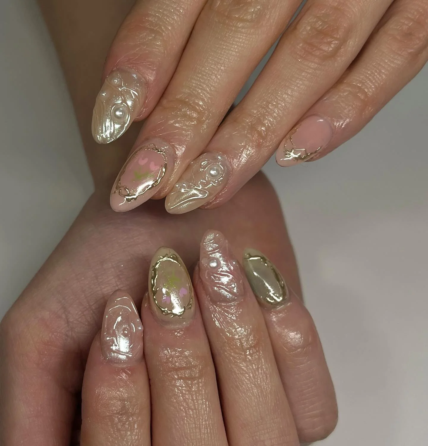 if spring was a nail design, it would be this 🧚&zwj;♀️🌷✨ 

inspo recreated from @amys.clients 
&mdash;&mdash;
@apresnailofficial almond short 
@diami_official extend gel 
@jinb_korea thick top gel for 3d design
@s.plus.taiwan gold chrome 
@sweetien