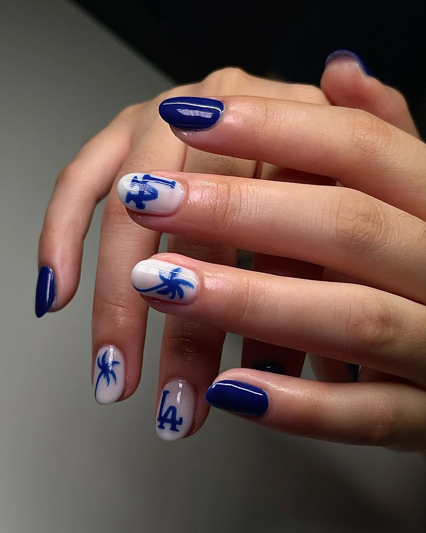 in honor of @dodgers ⚾️🥇☝️

#worldchampion #ladodgers #gelmanicure