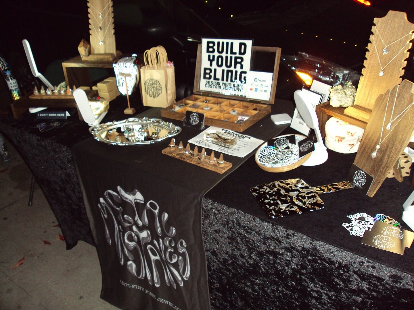 Some moody pictures of my booth I took last Friday! It was so much fun &amp; I met a ton of cool people. If you missed this one, don&rsquo;t worry! I&rsquo;ll be at the SBDC SHOP &amp; CELEBRATE event next Saturday, 11/30, from 9 a.m.&ndash;12 p.m. a