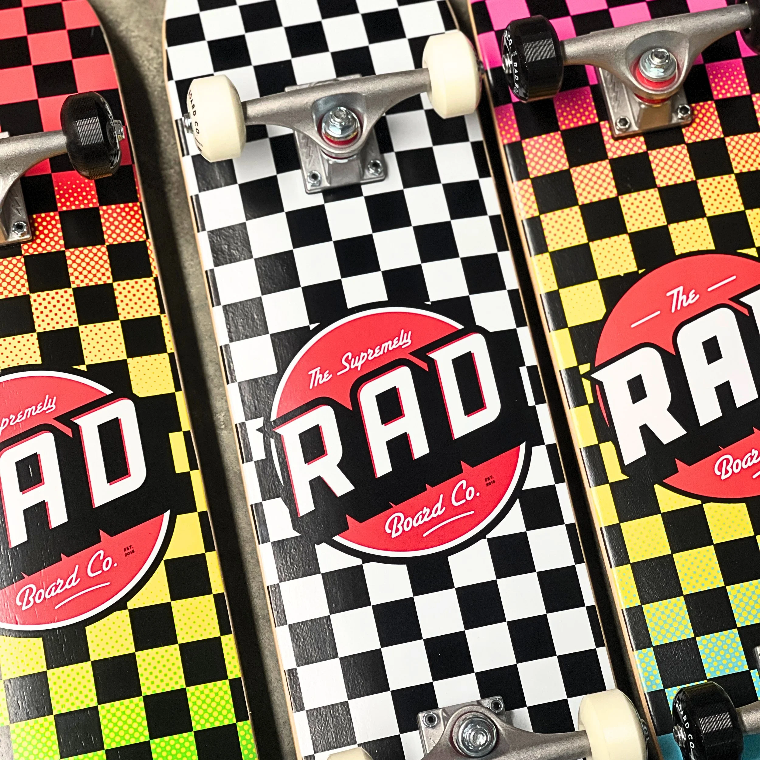 RAD CHECKERS DUDE CREW COMPLETE BLACK WHITE_3_4.jpg
