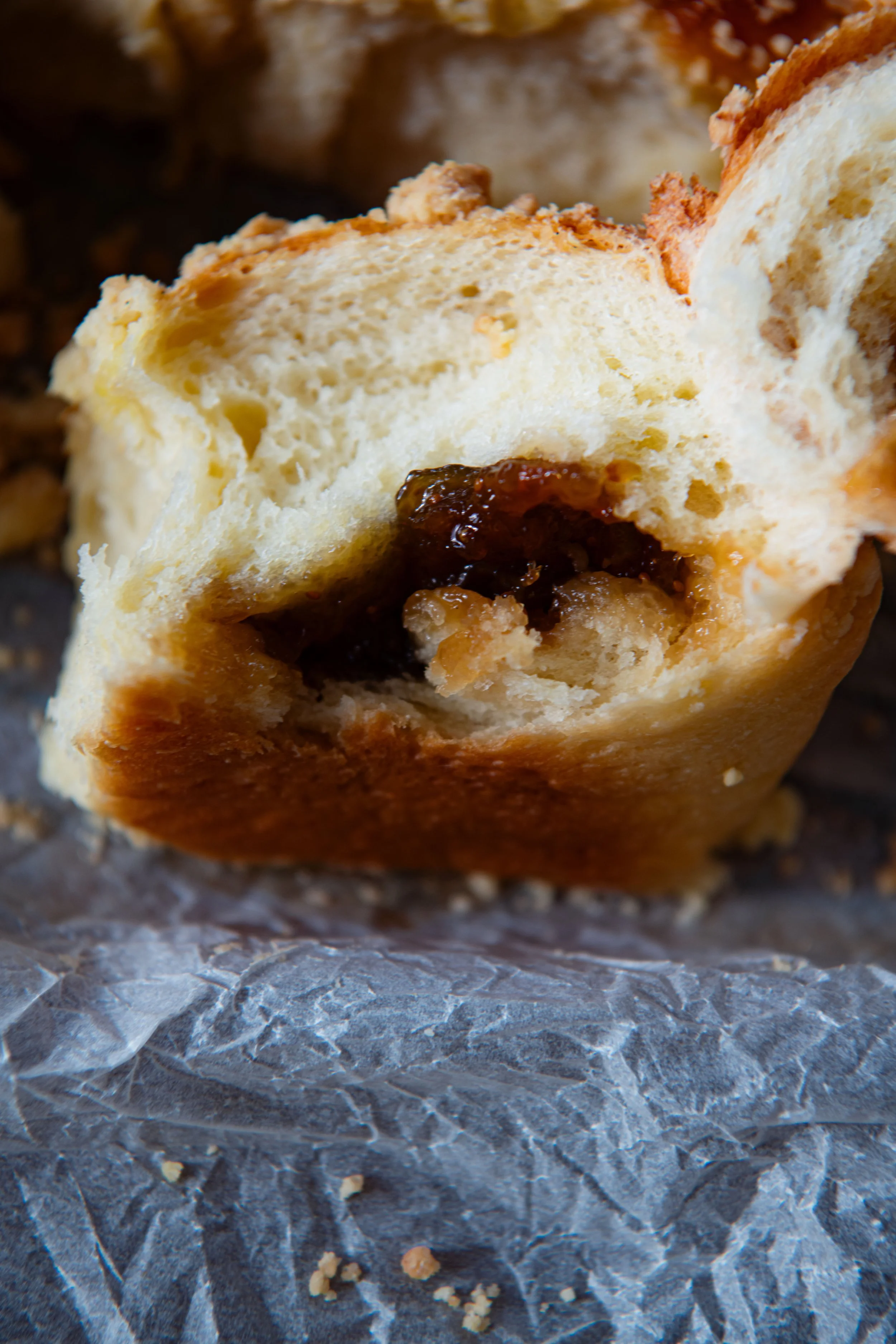 Fig Jam Buns - DSC_7348.jpg