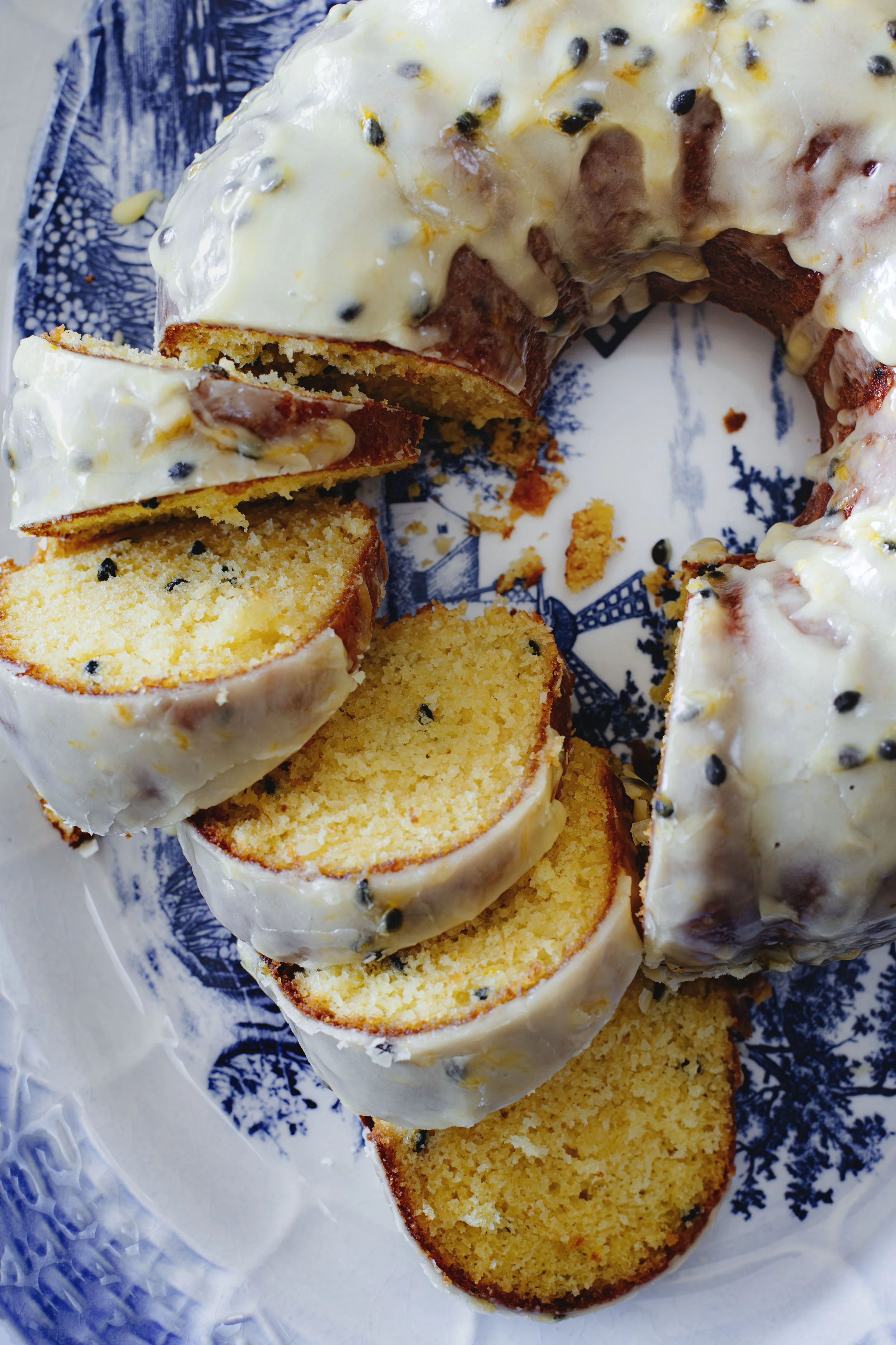 PassionFruit and Coconut Cake