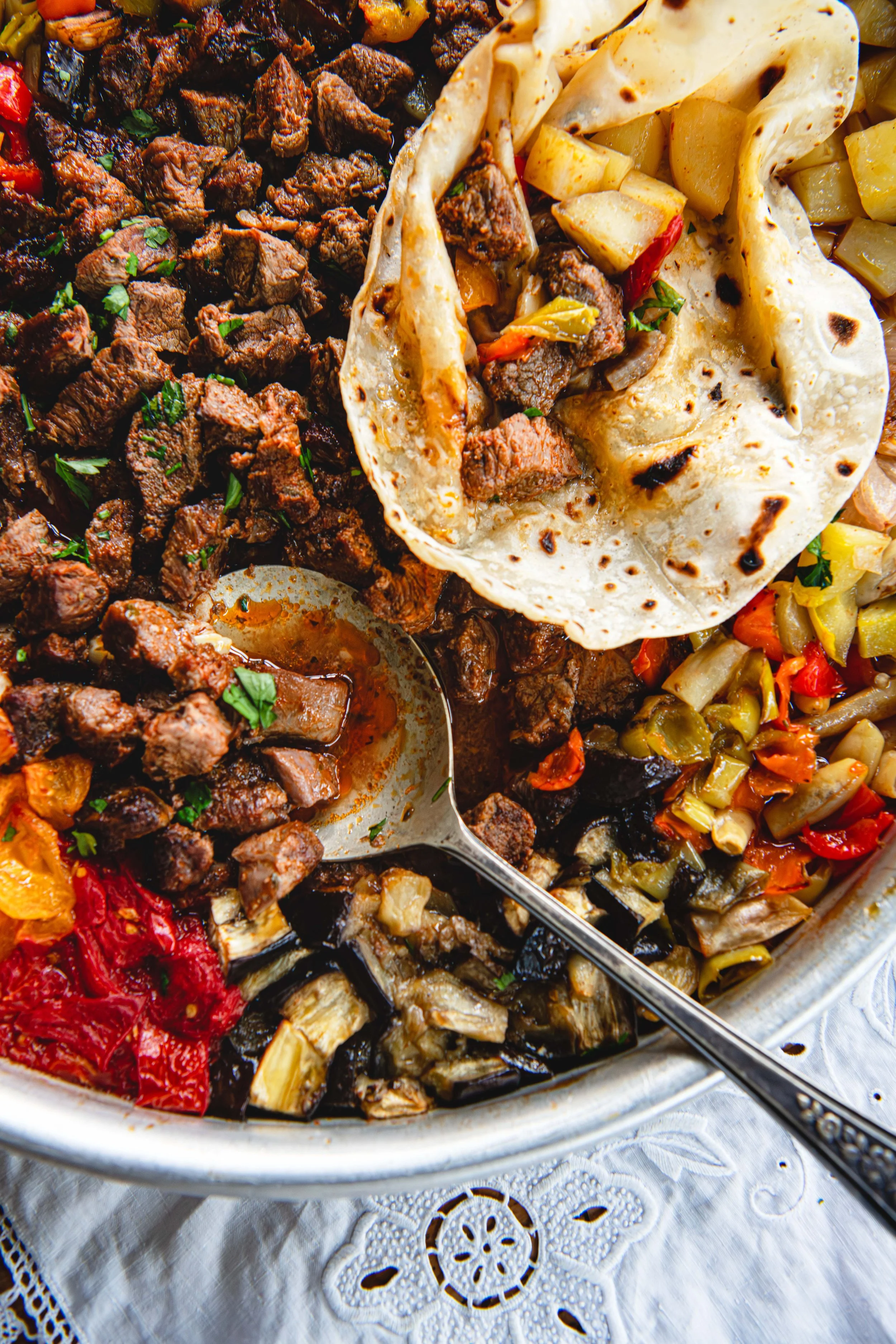 Yanyana - Cooking Side by Side