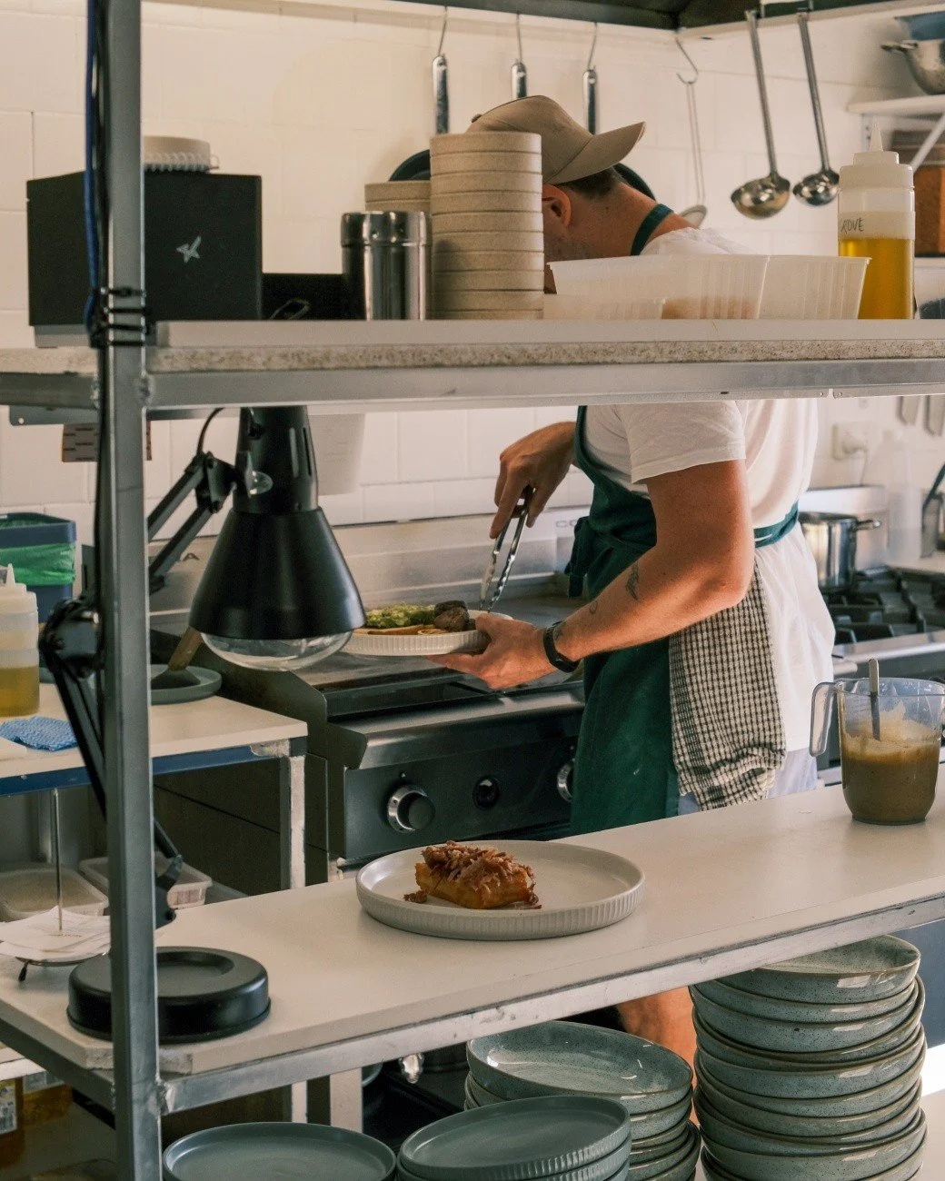 Our chefs doing what they do best. Cooking you up some damn tasty food!

Right now they just might be preparing everything for our new menu 🤫

@visitwaggawagga @visitriverina #visitwagga #wagga #waggawagga