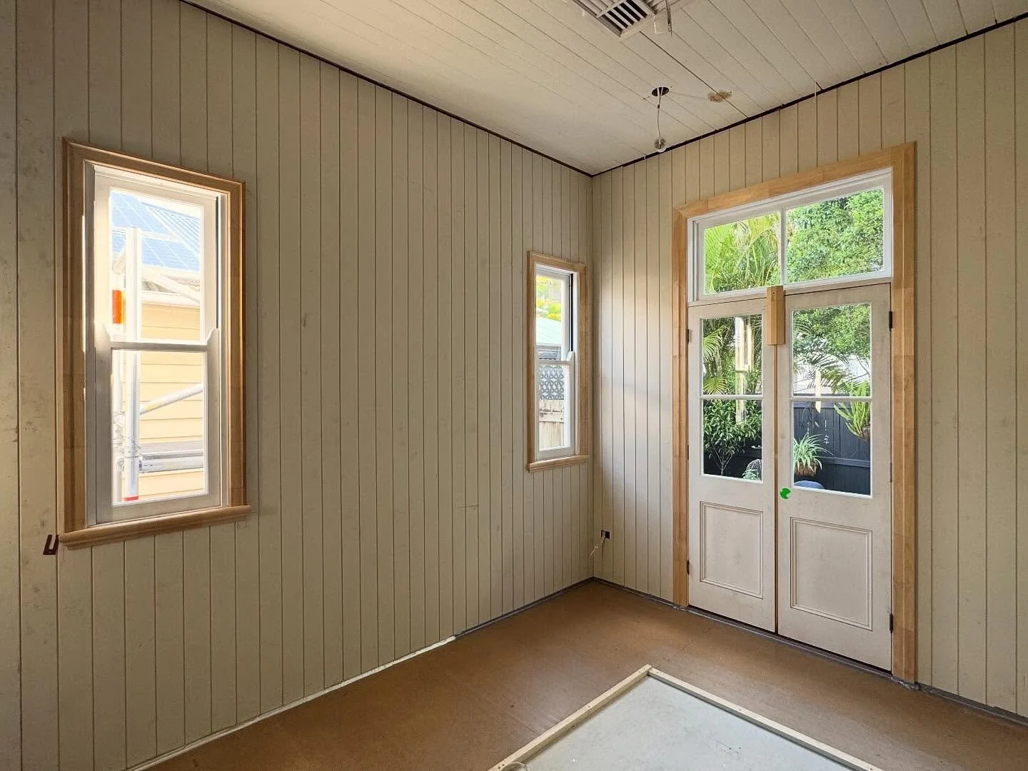 Progress at our Coorparoo project is moving forward, mouldings and trims are finished and flooring is on the way