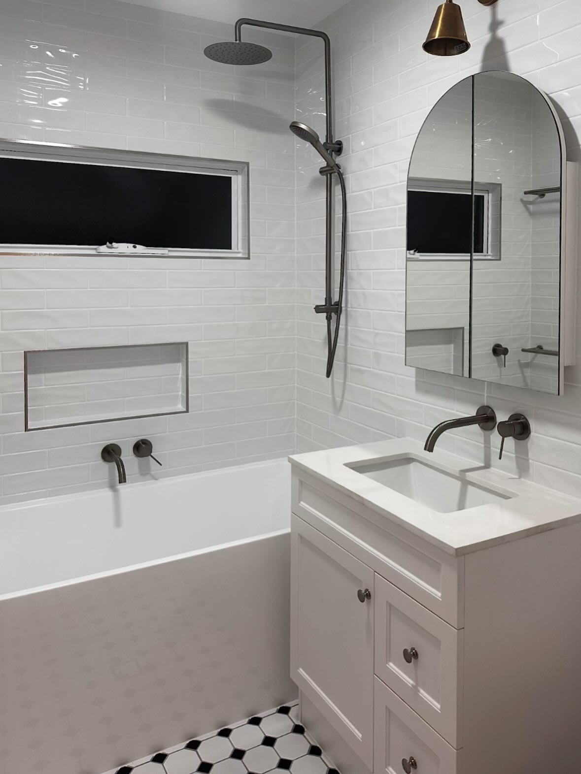 From dated to designer, this bathroom transformation completely changed the space while keeping timeless character throughout. Clean finishes, custom details and a fresh new feel ready to be enjoyed.

#brisbaneconstruction #bilbyconstructions #builtb