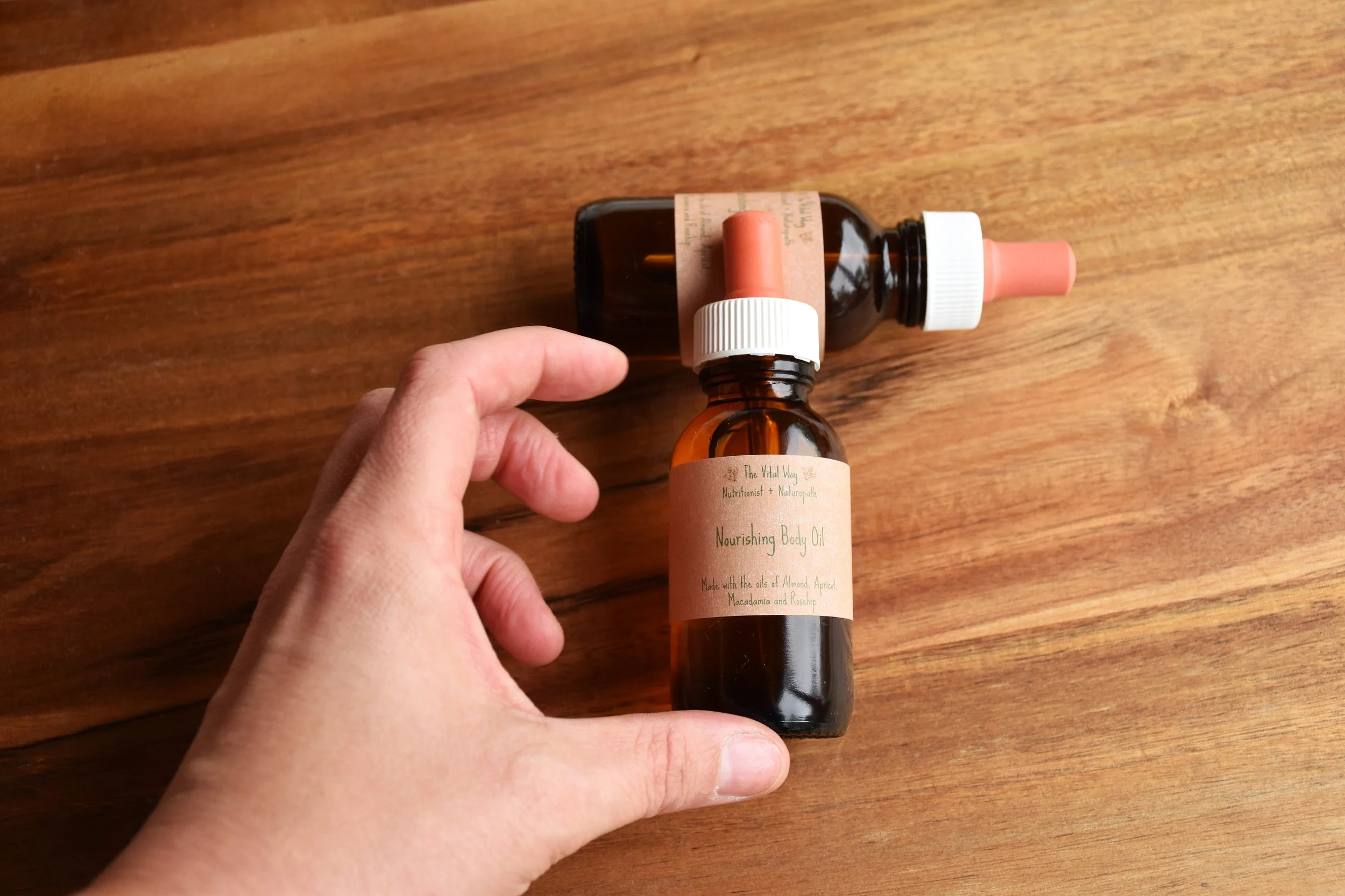 nourishing body oil .JPG