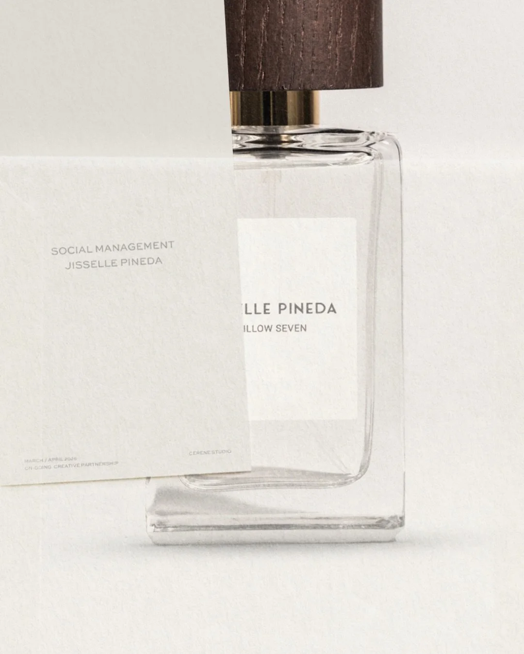 Social management for @jisselle.Pineda 

An ongoing creative partnership focused on building a visually cohesive and emotionally connected brand world through strategic content.

A look into the March and April feed direction, alongside story and car