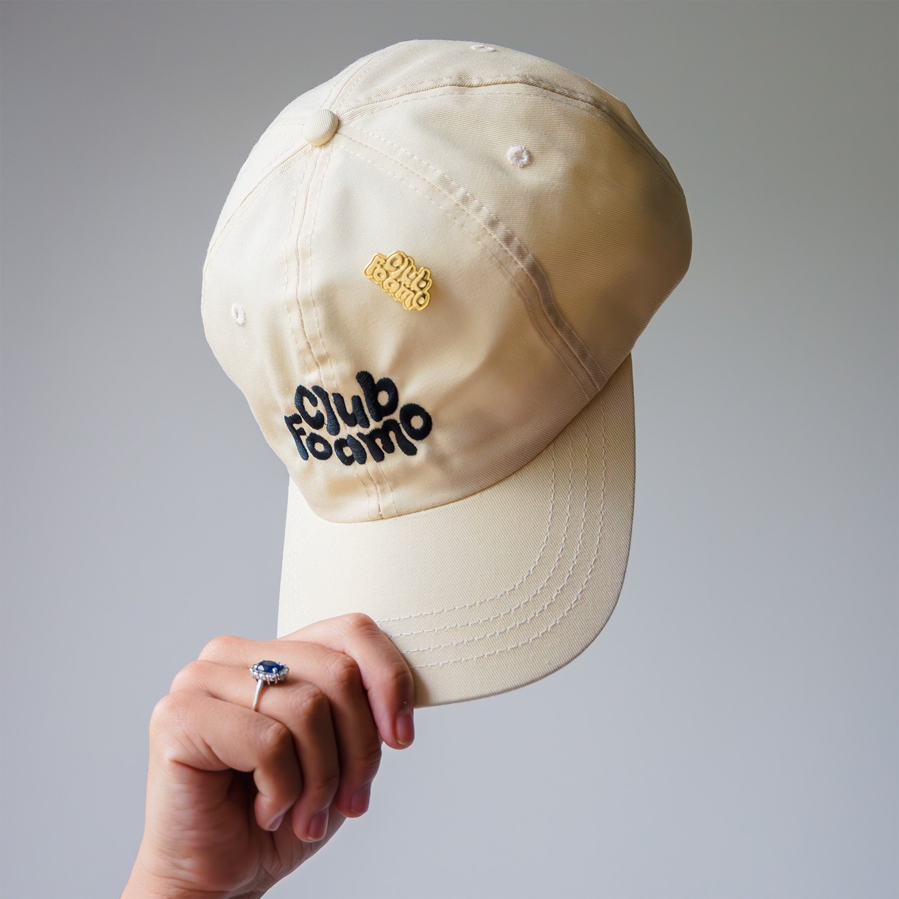 club-foamo-1milk2sugars-branding.jpg