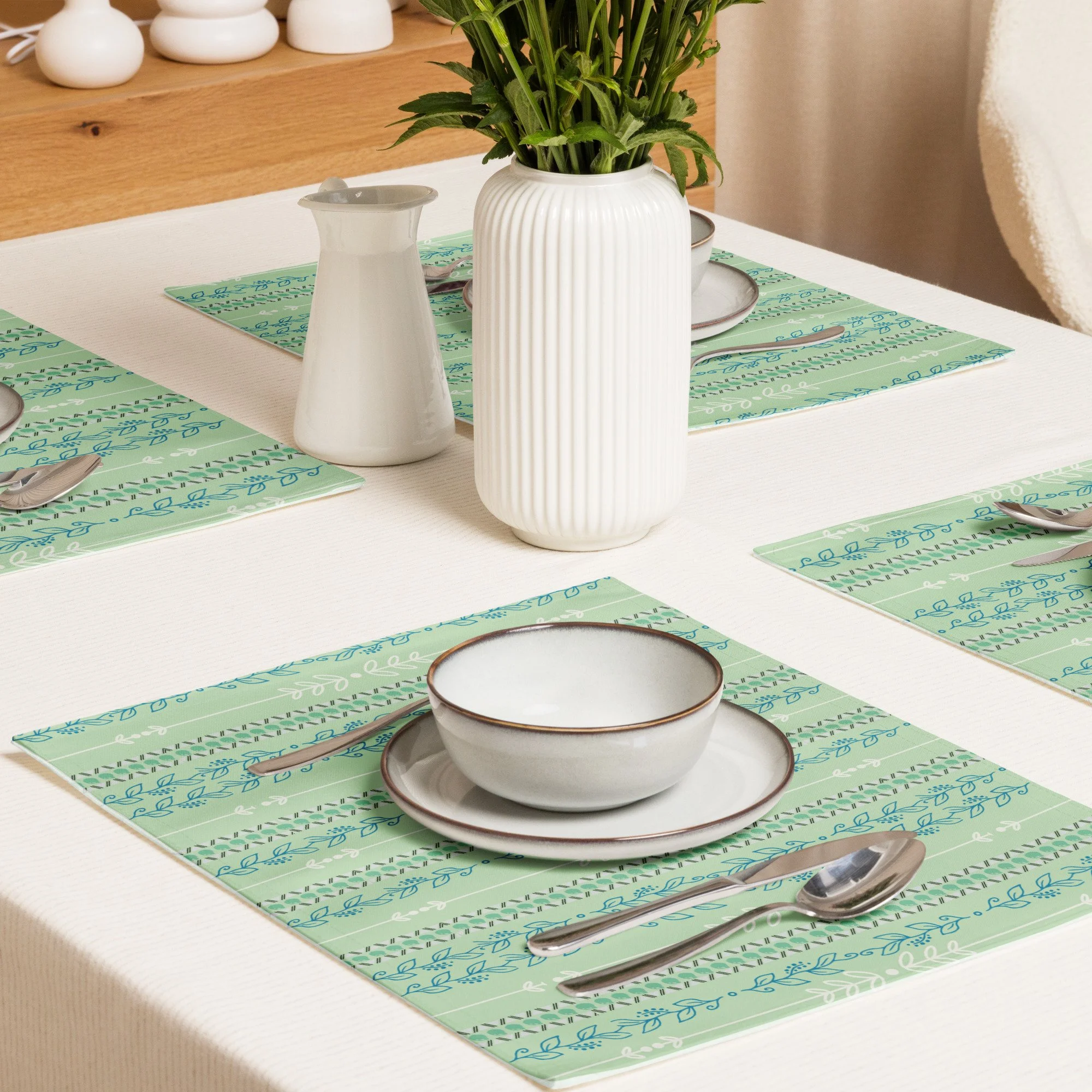 placemat-set-(4)-white-front-6874f6e721720.jpg