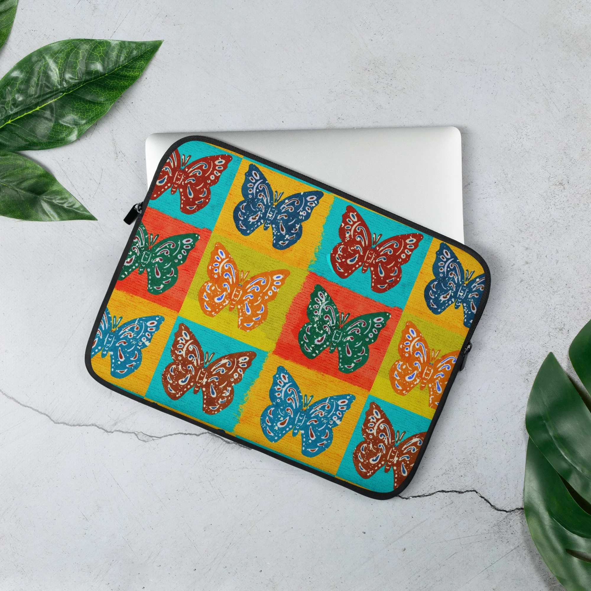 laptop-sleeve-13-front-68777c3e98de2.jpg