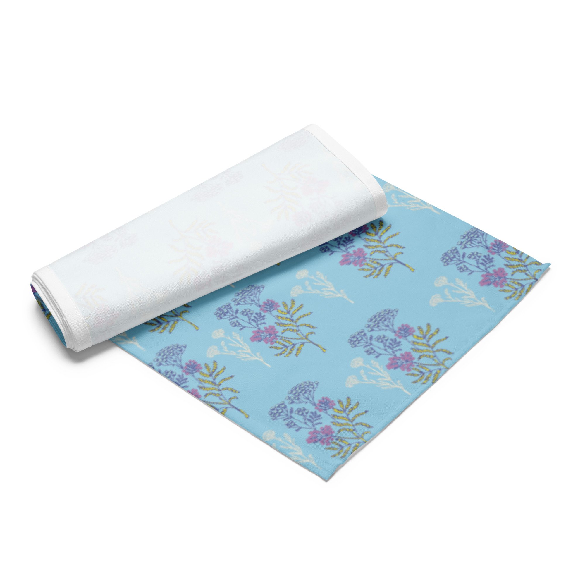 table-runner-white-front-687a35ca02ce2.jpg