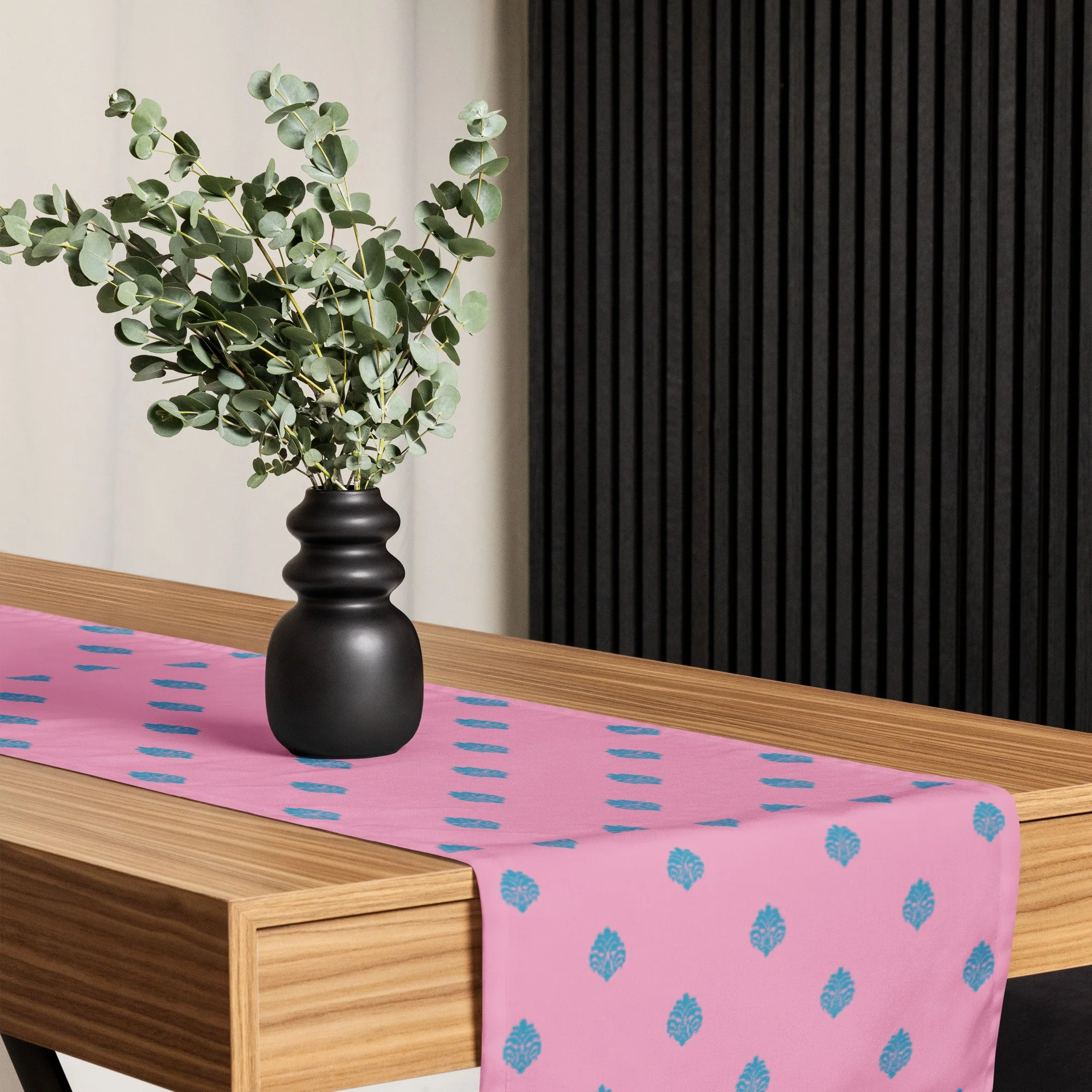 table-runner-white-front-687a36192489b.jpg