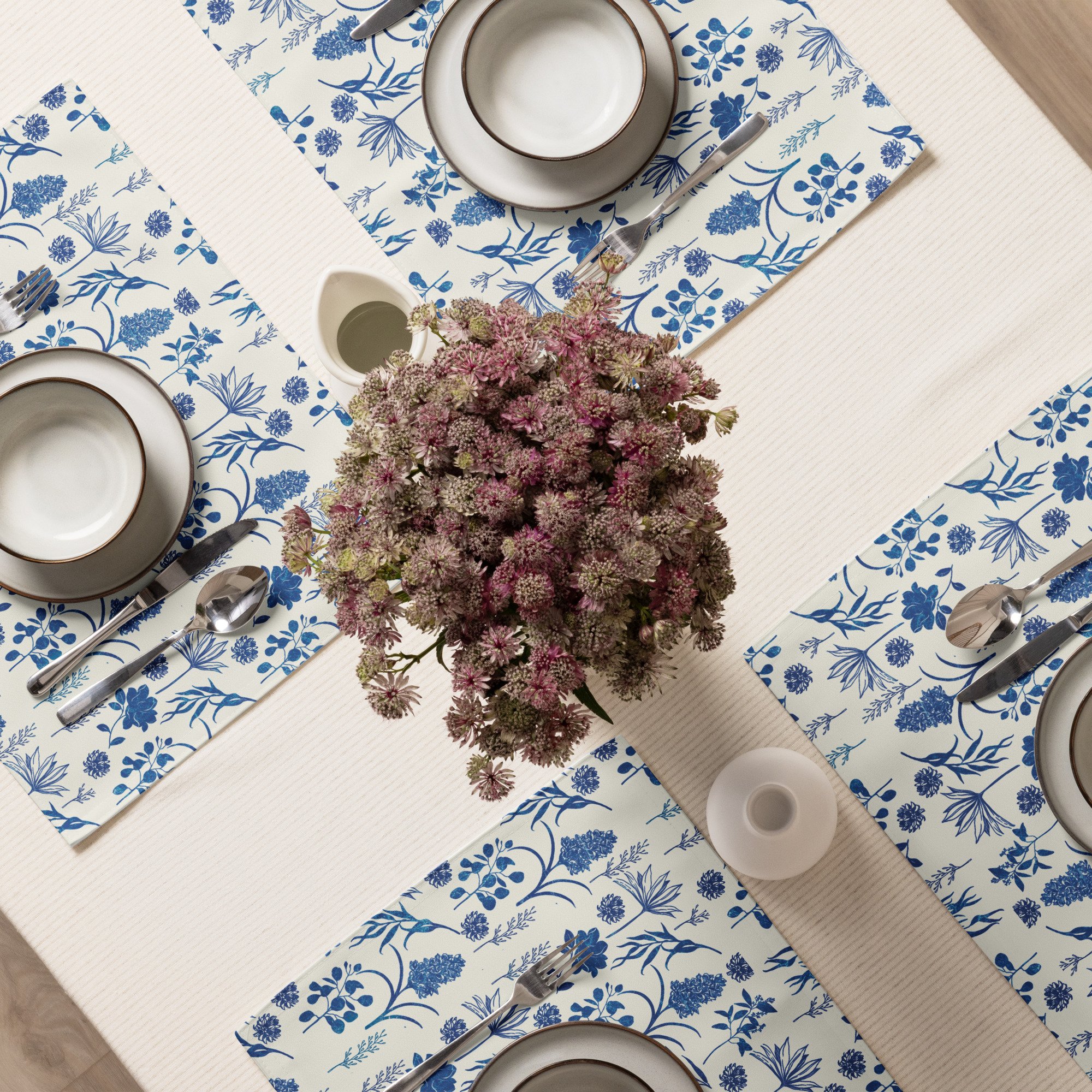 placemat-set-(4)-white-front-687a36ed9a575.jpg