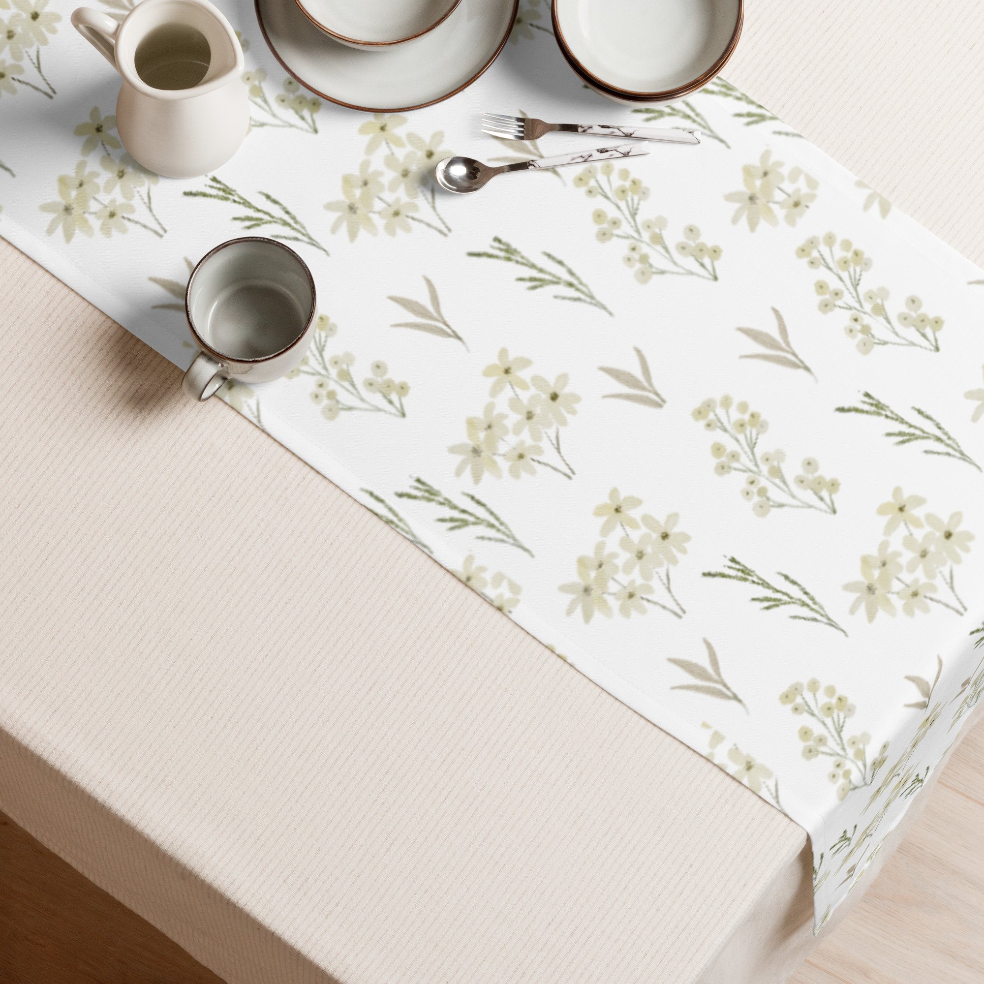 table-runner-white-front-687a382c7f5ce.jpg