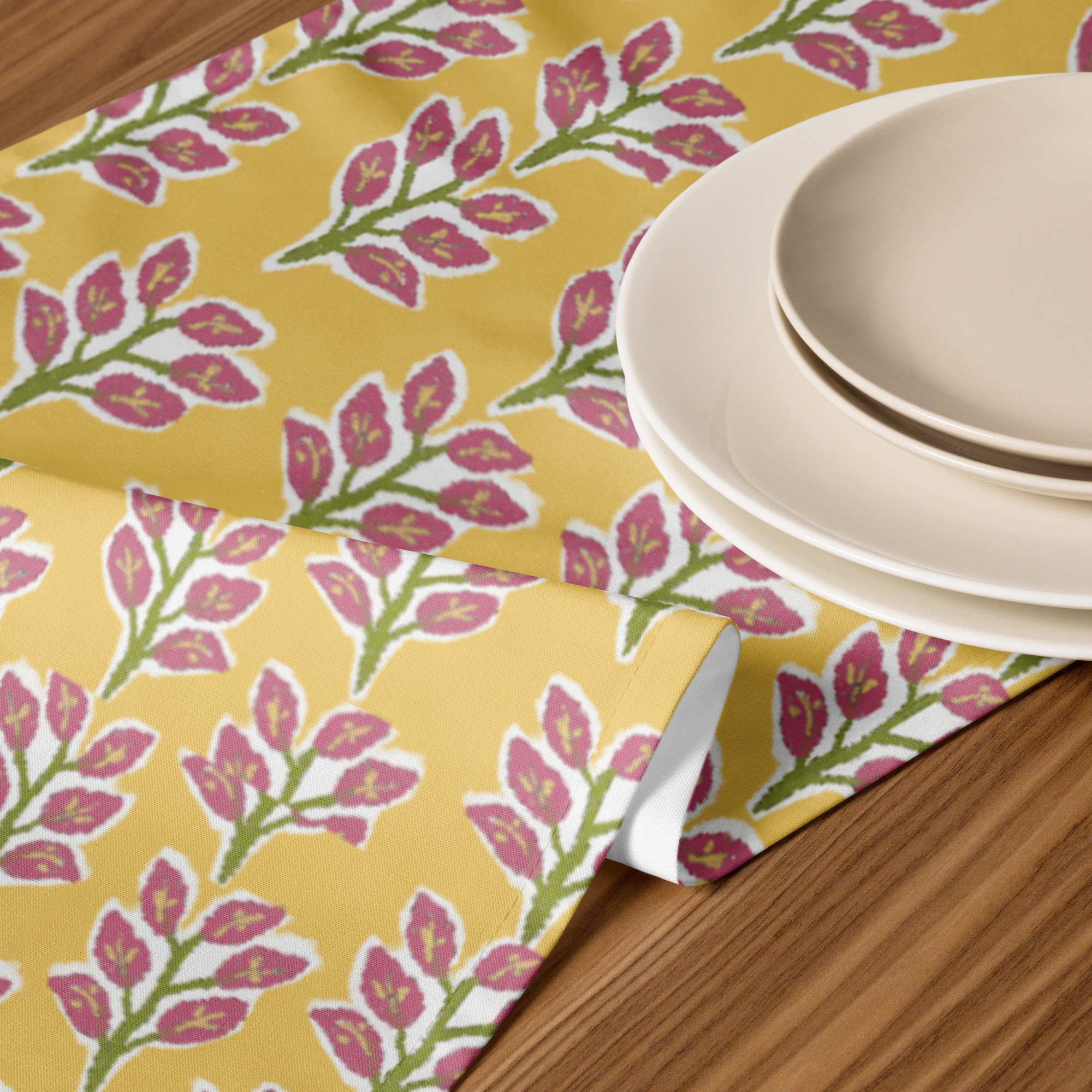 table-runner-white-front-687a3929b8c45.jpg