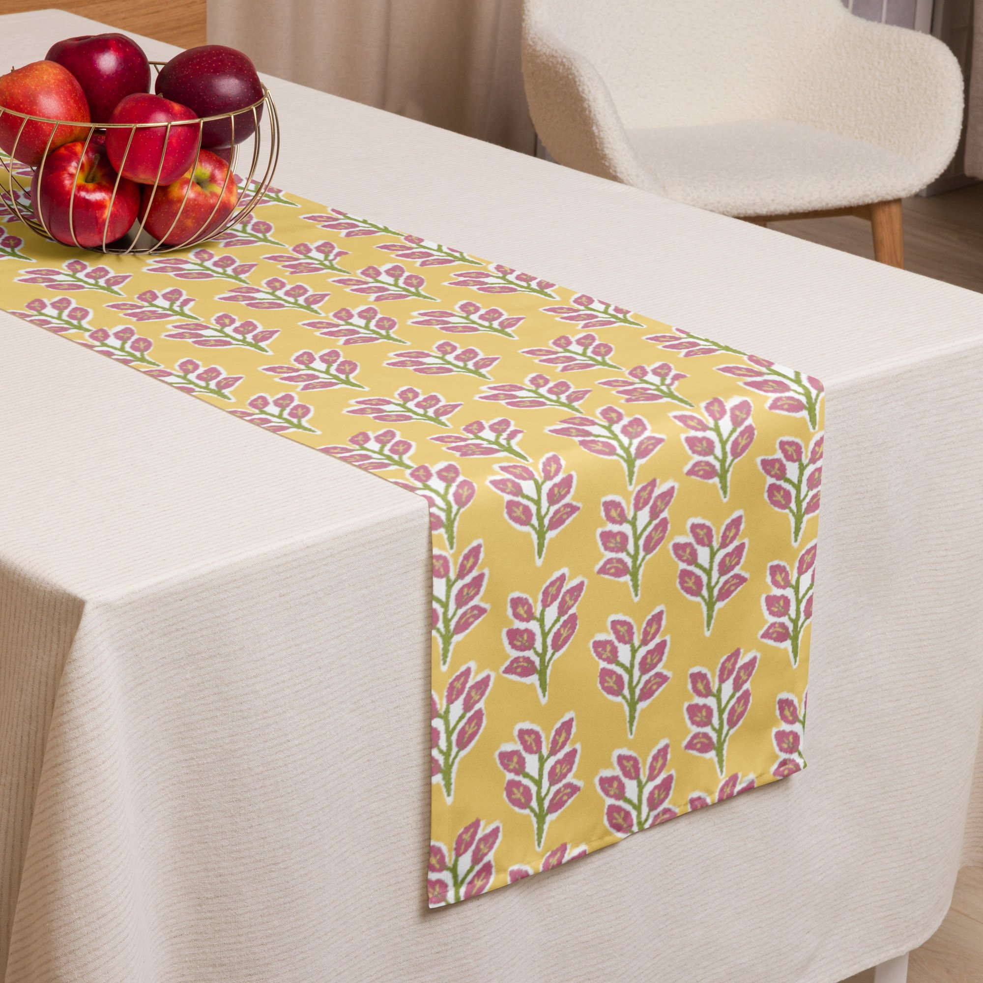 table-runner-white-front-687a3929b8df2.jpg