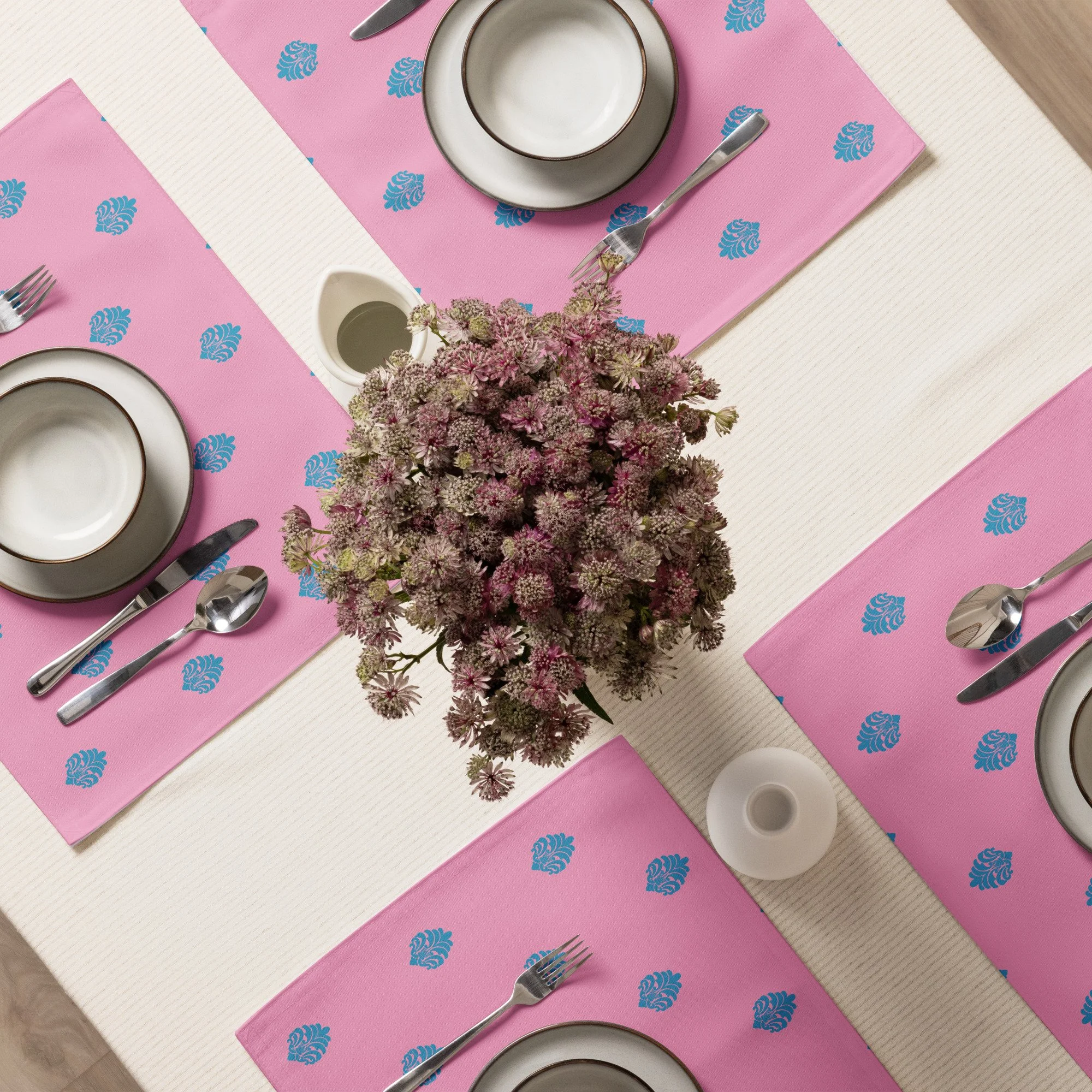 placemat-set-(4)-white-front-687f67e498f32.jpg