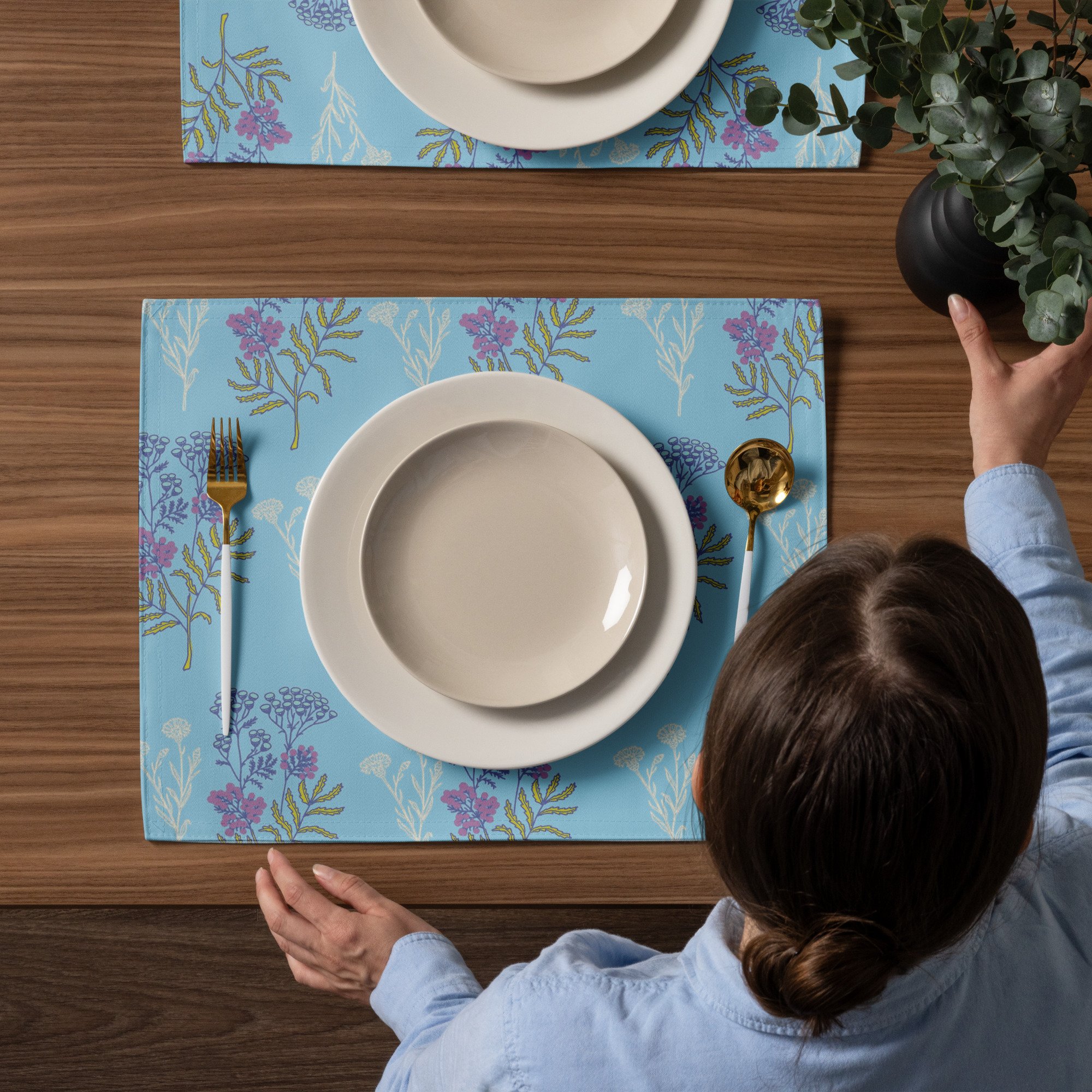 placemat-set-(4)-white-front-687f684ded4f3.jpg