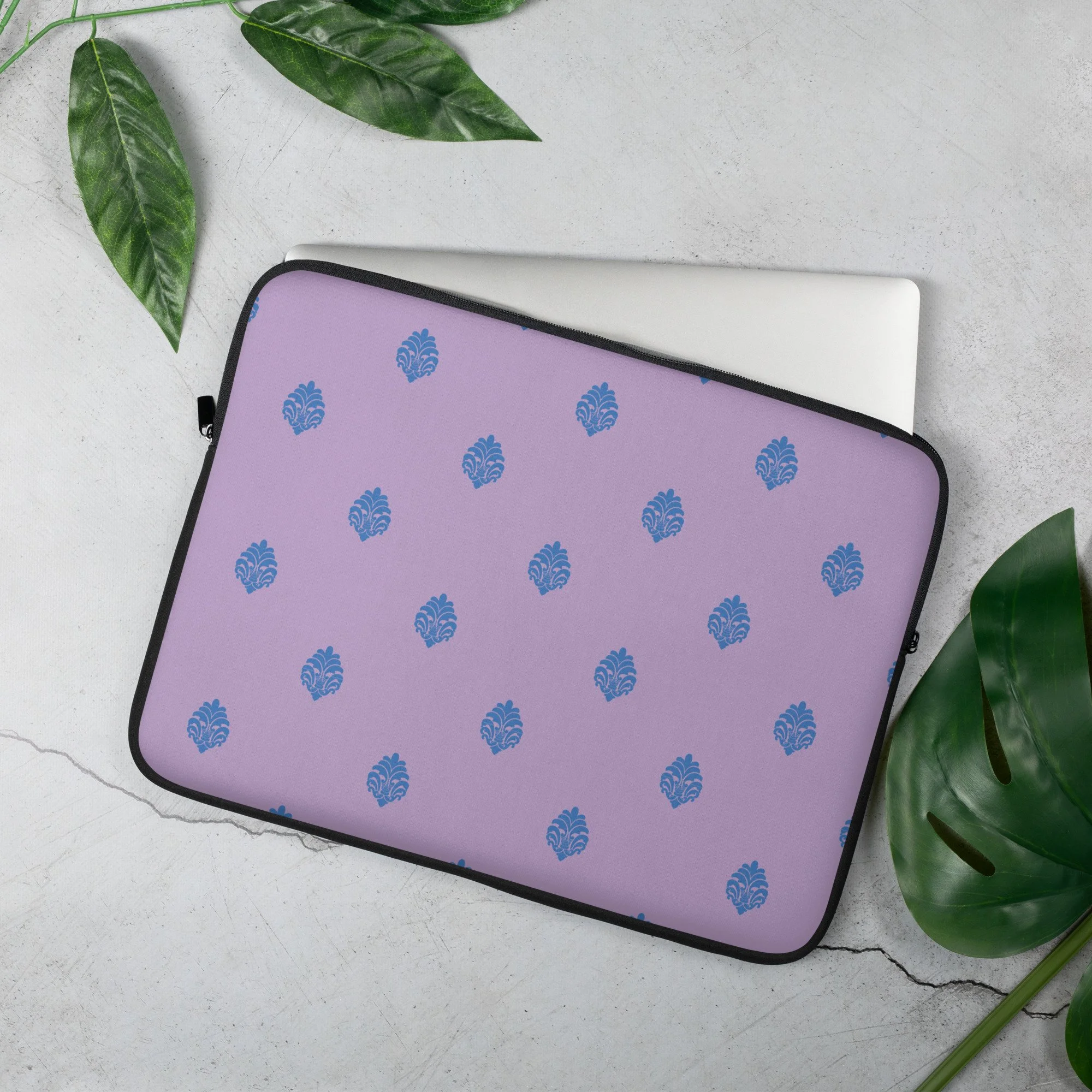 laptop-sleeve-15-front-687f6cfca7f6f.jpg