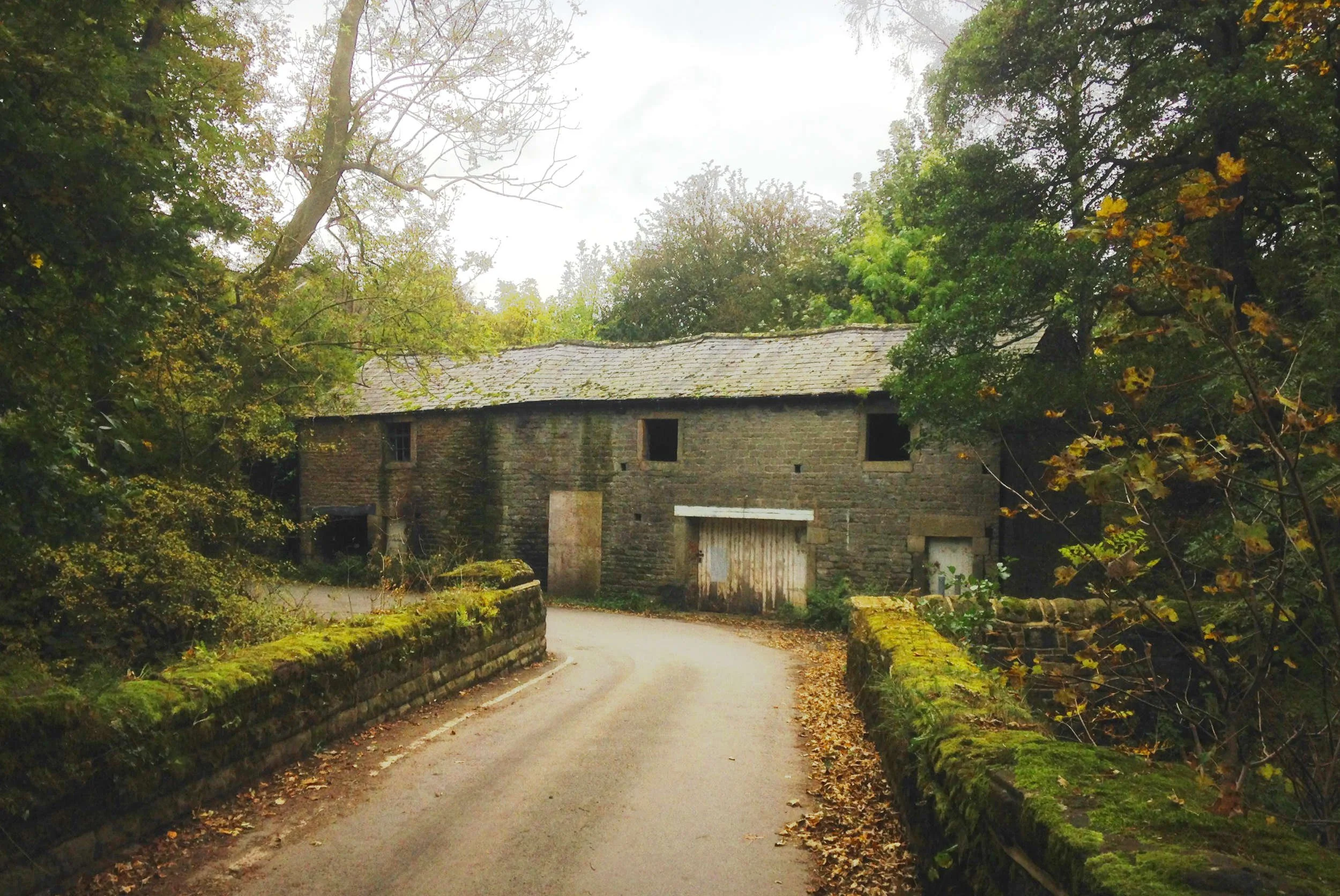 historic-gritstone-field-barn-peak-district-before-conversion.jpg