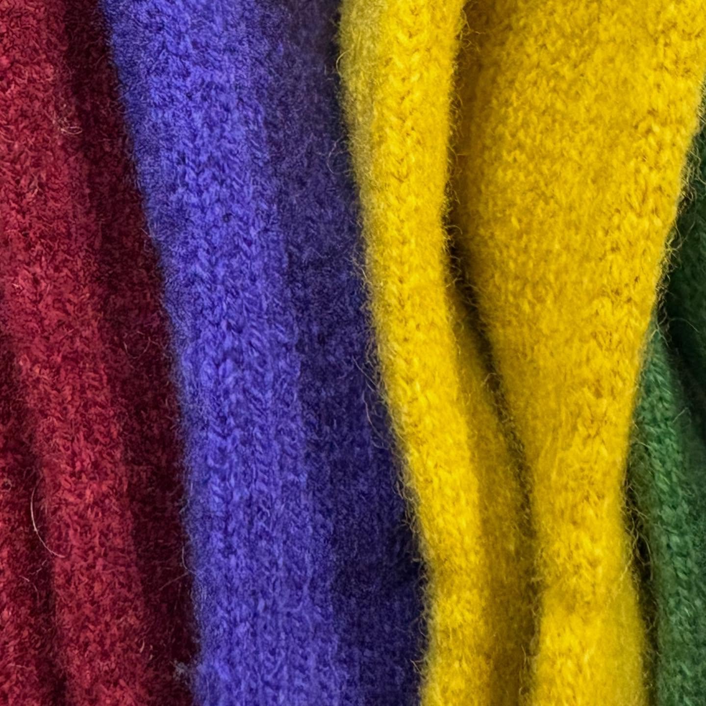 Packing for Scotland&rsquo;s Trade Fair @greengroveweavers 18th-20th January stand D61 would love to see you there! ❤️ 🏴󠁧󠁢󠁳󠁣󠁴󠁿

#scotlandstradefair #madeinscotland #scarves #hats #gloves #throws #merinowool #merinolambswool #britishwool #lovec