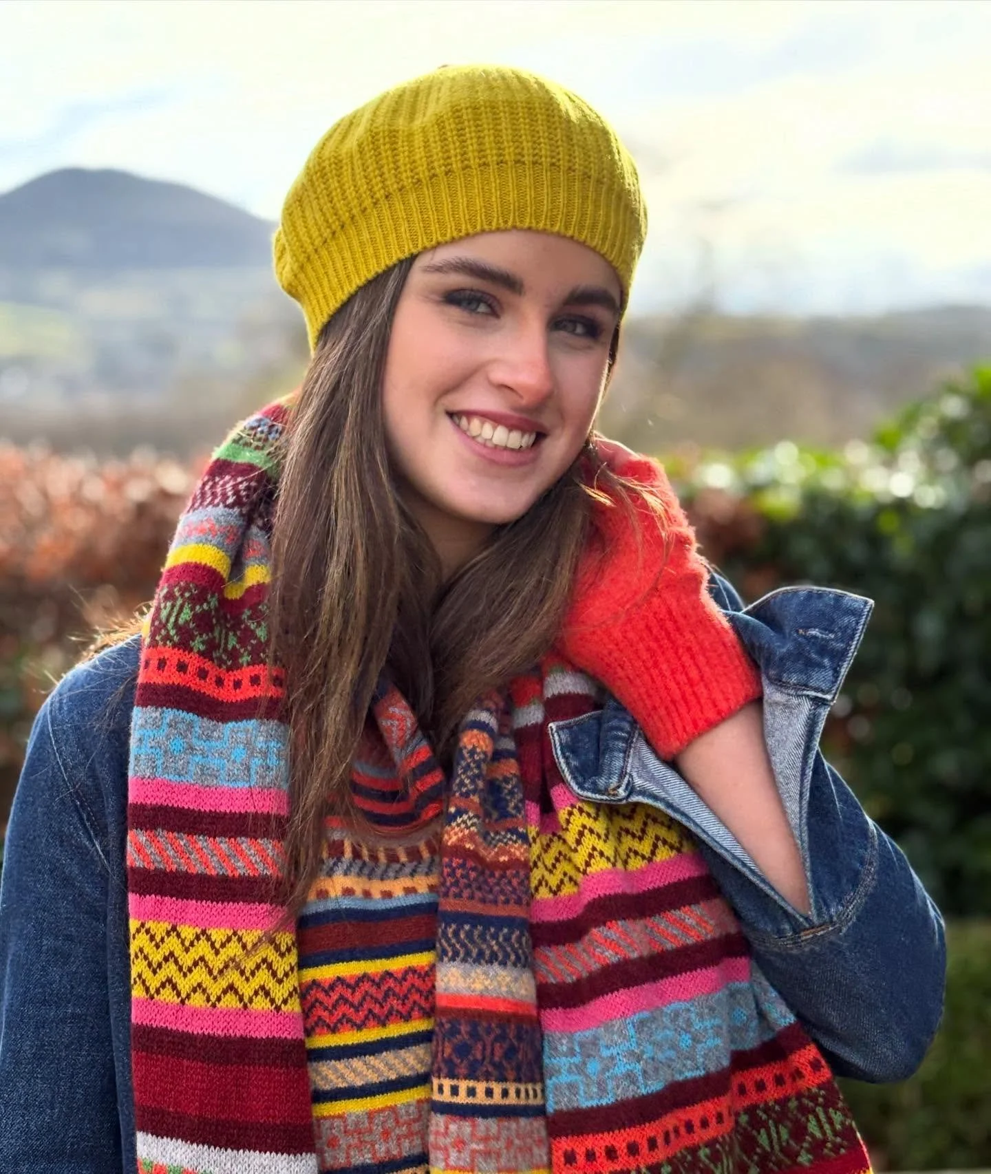 Fun photoshoot @greengroveweavers and the sun came out!! 

#patternmix  #merinolambswool #lovecolour #madeinscotland #scarves