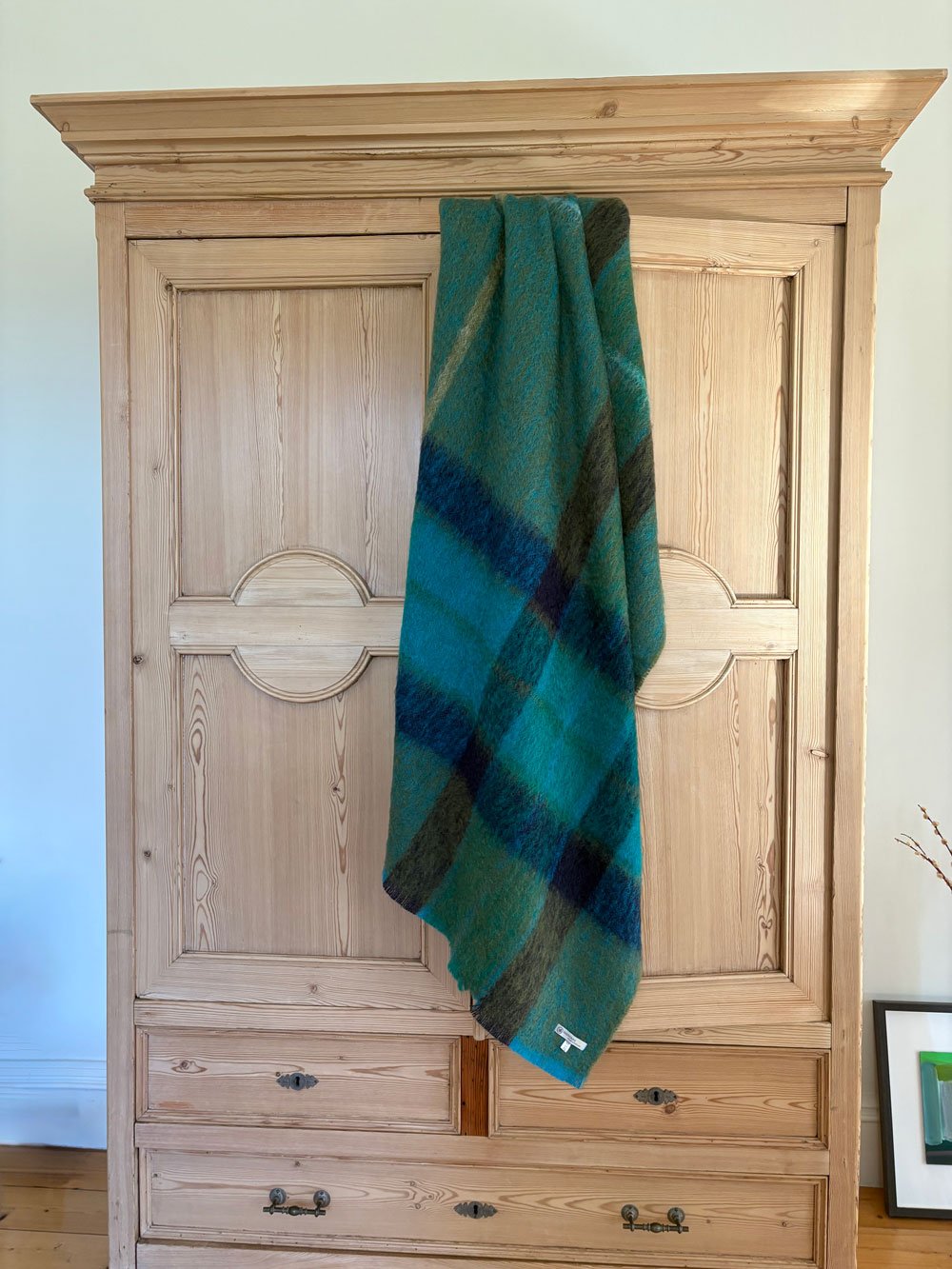ecosse-laurel-mohair-throw-green-grove-weavers.jpg