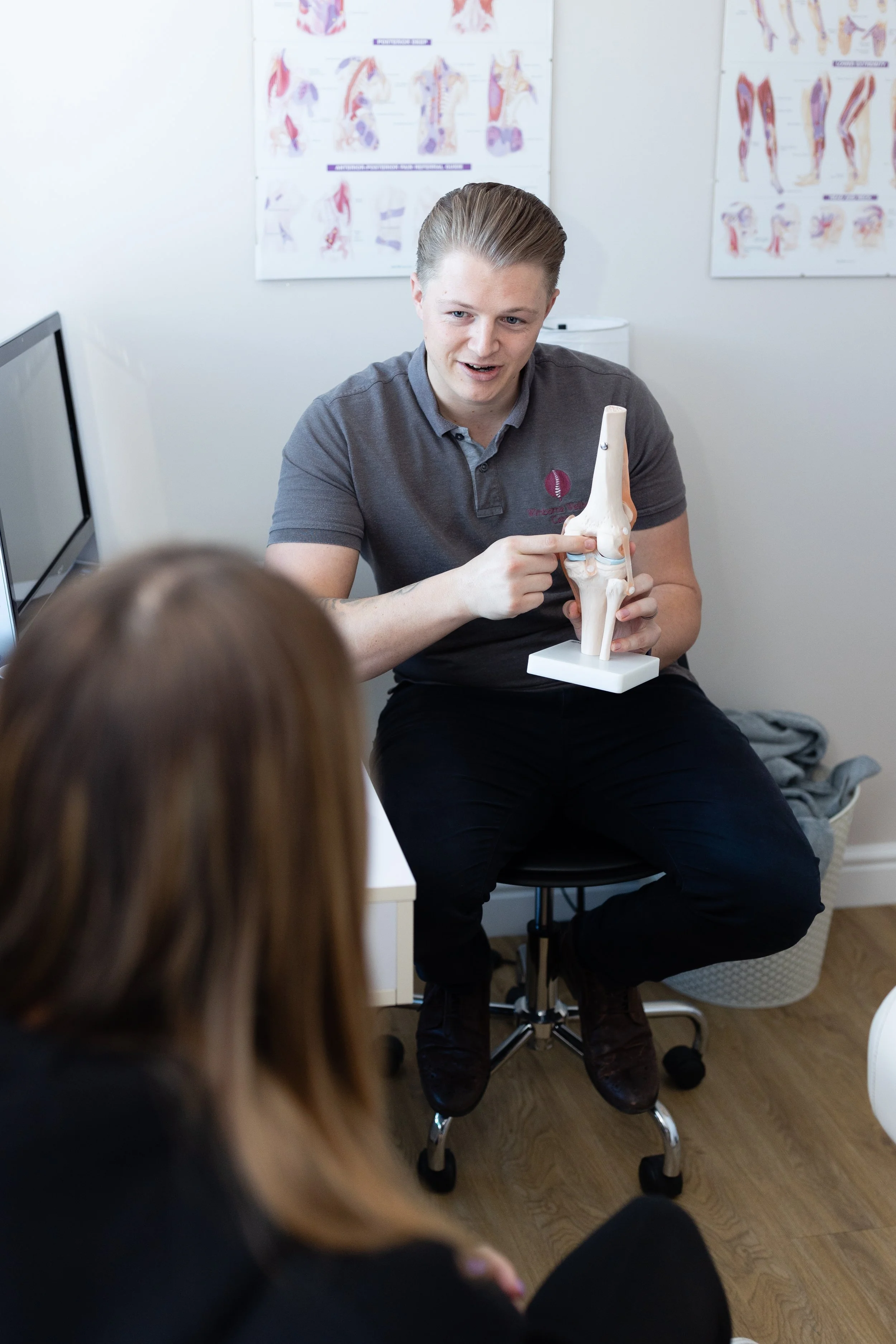 Knee pain and how sports therapy can help!