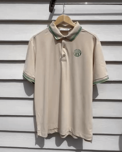 Sand polo on hanger (1).gif