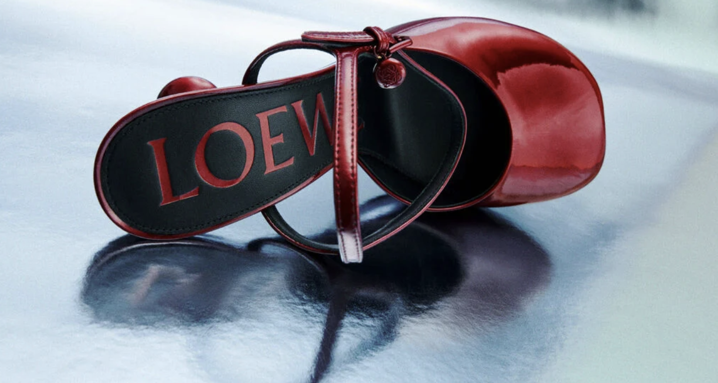 How to Wear Red Shoes in 2026: The Look Dividing Fashion