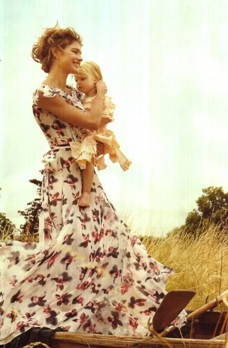 Luxury Spring Fragrances for Mother’s Day: Six Floral Perfumes to Celebrate Her