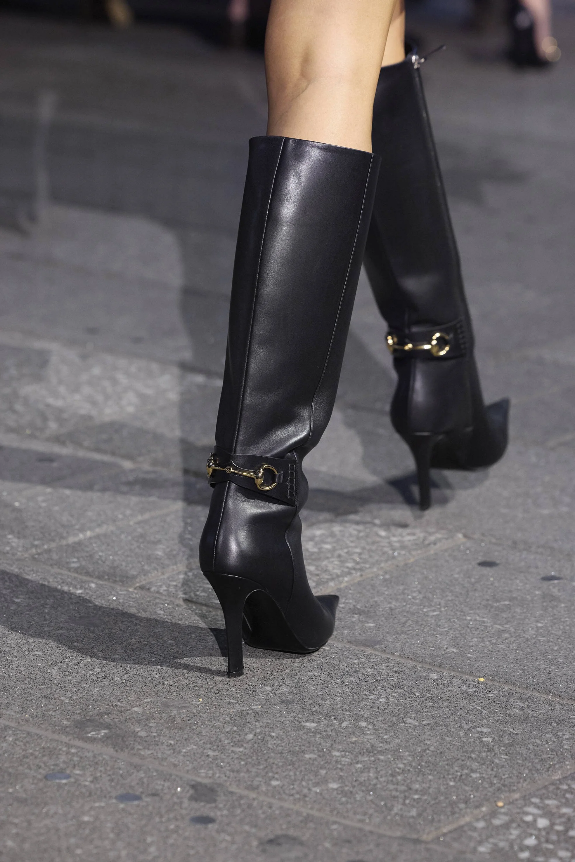 13_Detail-Pietro-Gucci-Cruise27_4524-low_definition.jpg
